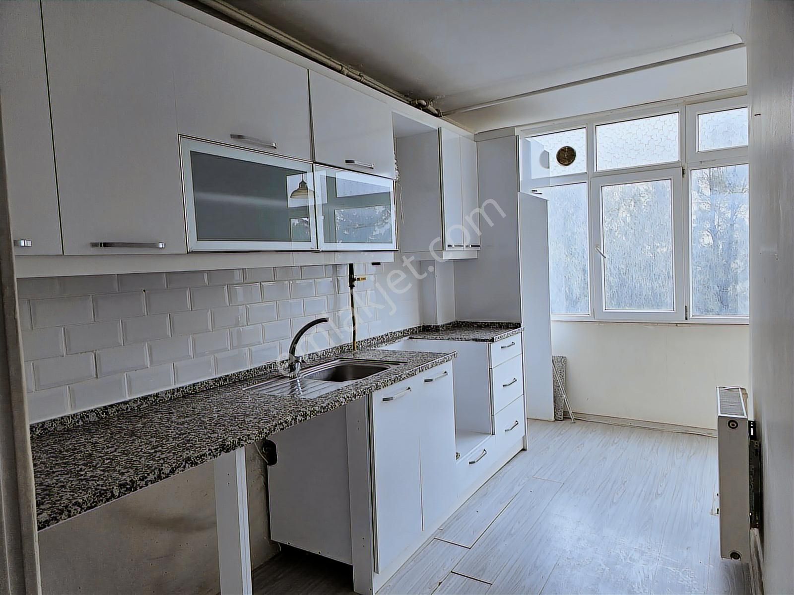 Buca Karanfil Mah. Yedigöller Yanı Ara Kat 3+1 D.gazlı Kiralık - Görsel 5