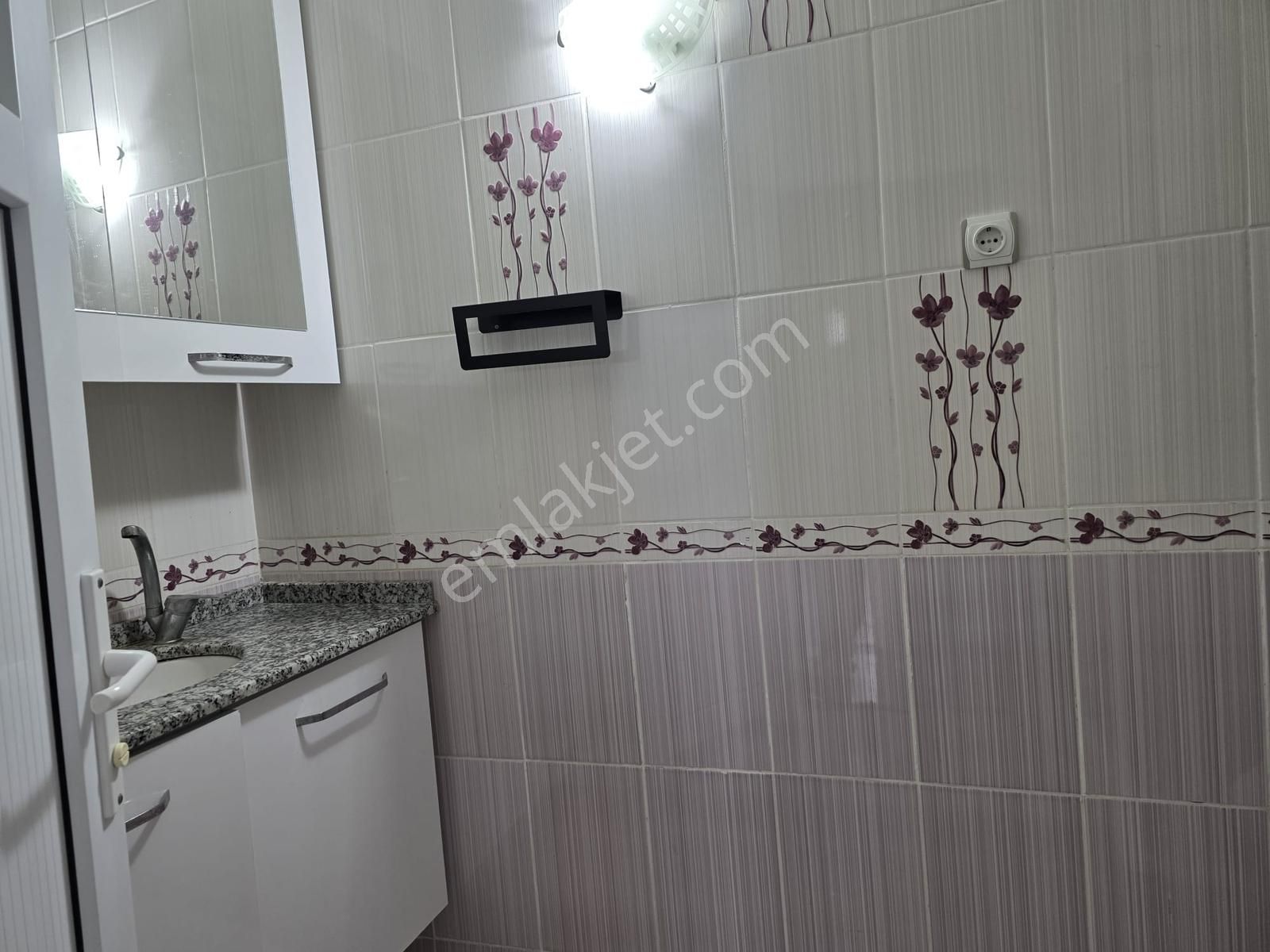 Buca Karanfil Mah. Yedigöller Yanı Ara Kat 3+1 D.gazlı Kiralık - Görsel 6