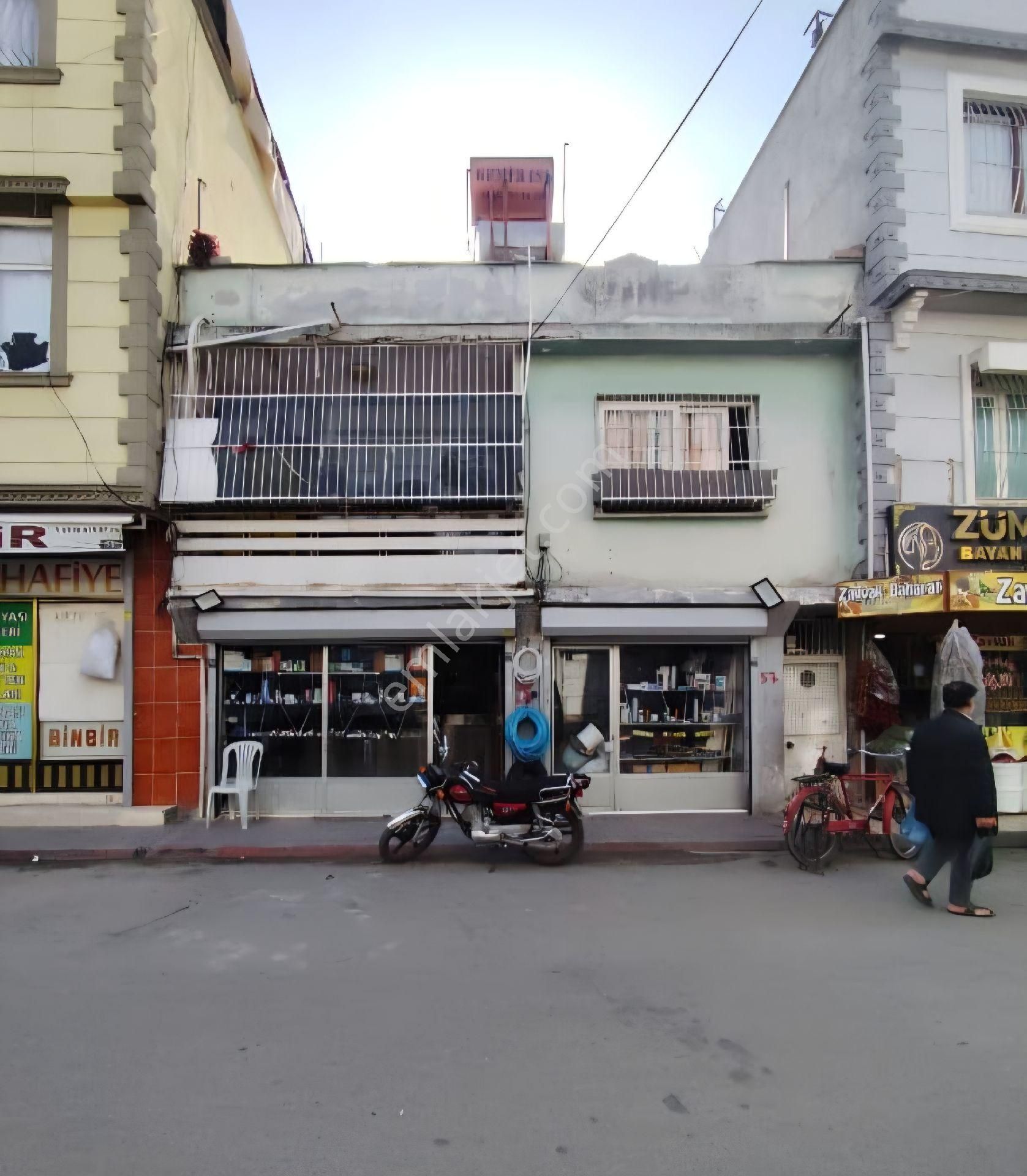 Gülpınar120 M² – 2 Katlı Komple Bina🛍 1. Kat: Caddeye Cepheli İşyeri🏠 2. Kat: 2+1 Daire - Görsel 10