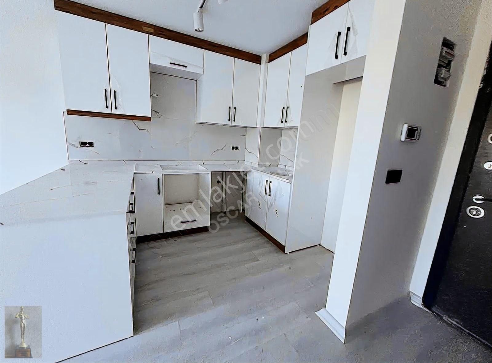 Kuşadası Merkezde Yeni Havuzlu 1+1 Daire - Görsel 8