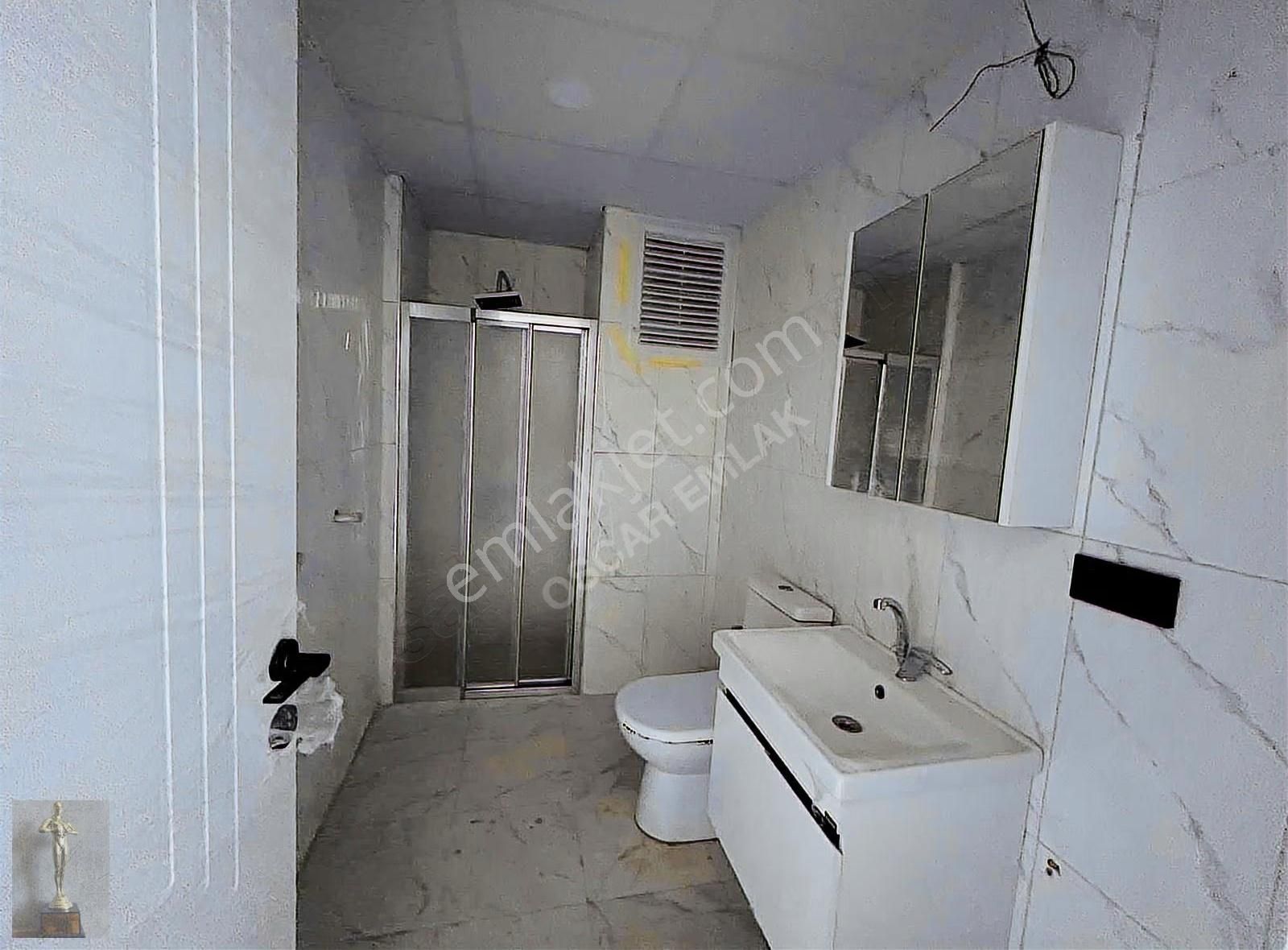 Kuşadası Merkezde Yeni Havuzlu 1+1 Daire - Görsel 2