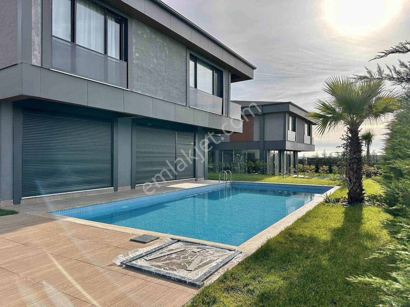 [kassel Yapı] Geniş Bahçeli & Havuzlu-site İçinde Fırsat Villa ! - Görsel 20