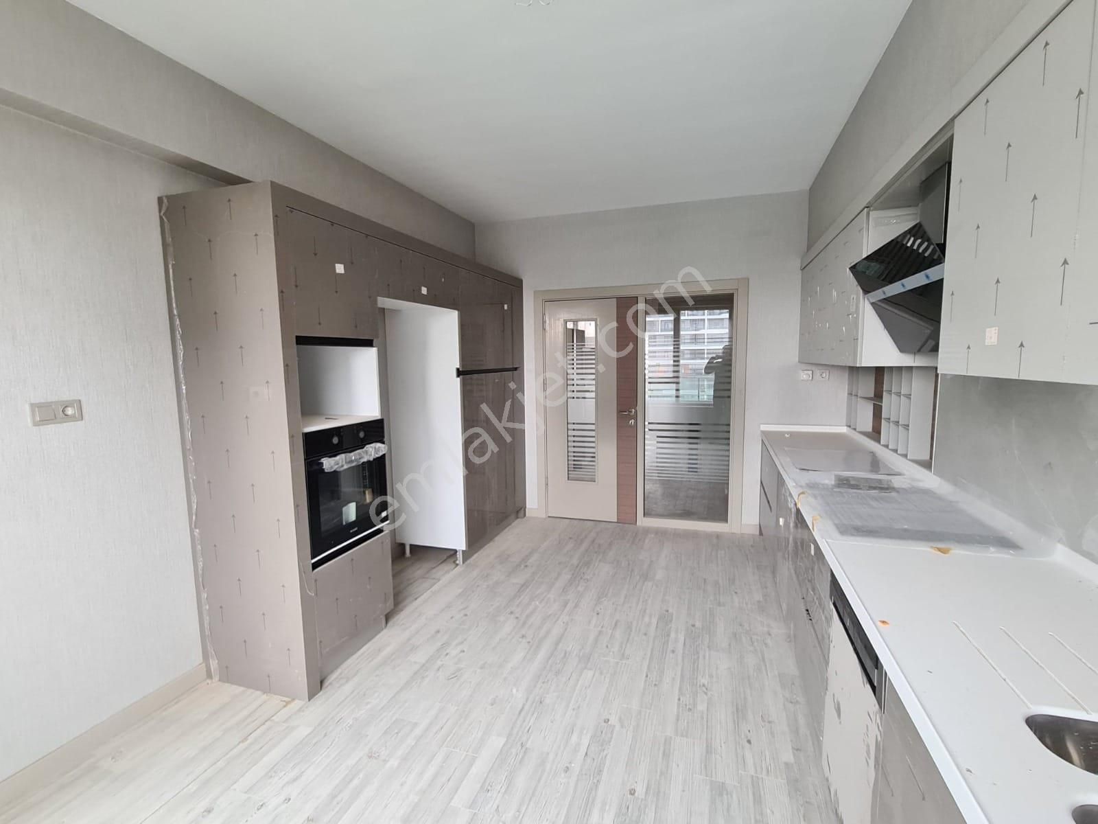 Emrah Çiftci'den Selçuklu Yazır Mah.altınvadi Sit.satılık 4+1 Arakat Lüks Daire - Görsel 4