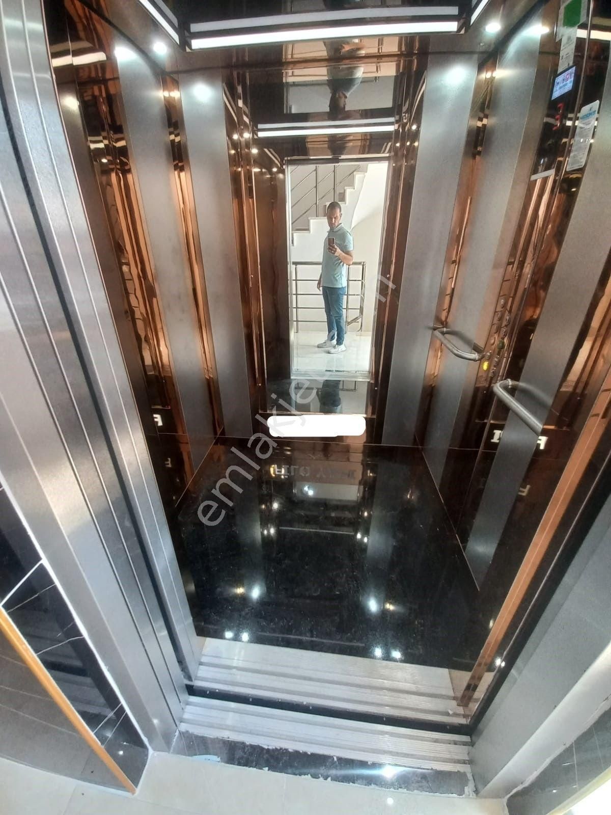 Emrah Çiftci'den Selçuklu Parsana Mah.stadyum Civarı Satılık 3+1 Sıfır Lüks Daireler - Görsel 27