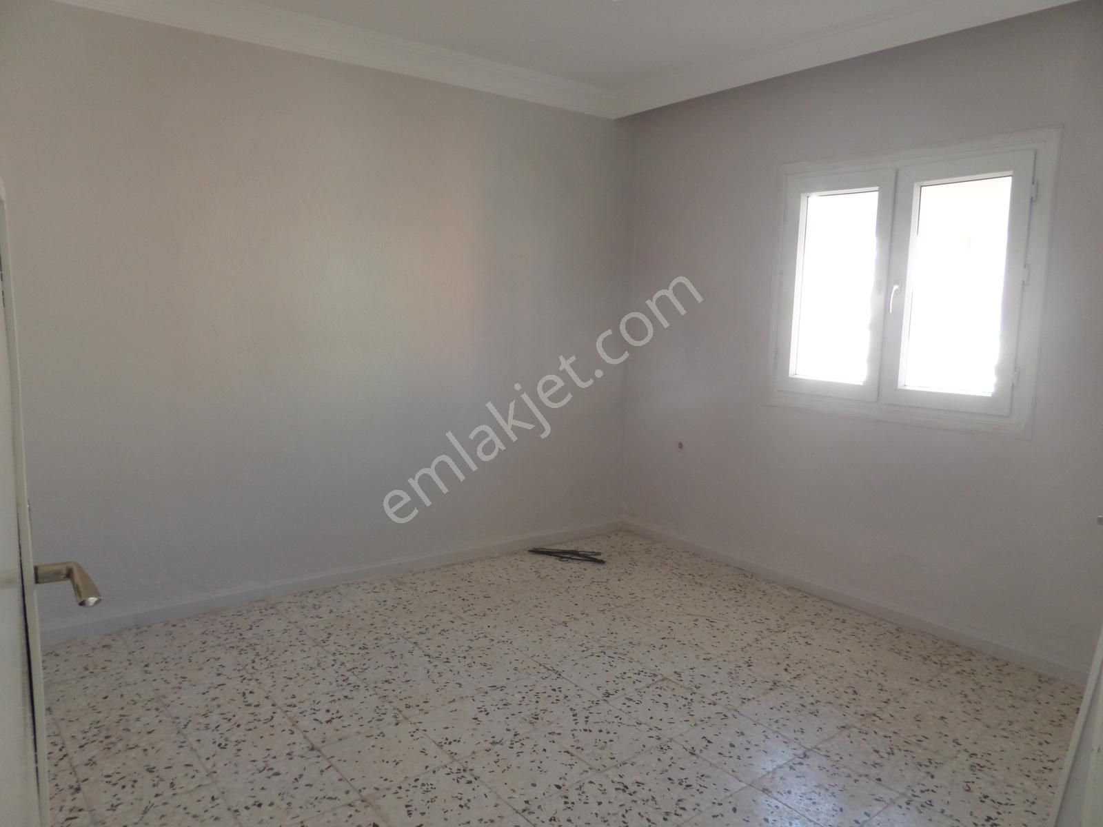 Belediye Evlerinde Bakımlı Temiz Daire - Görsel 3