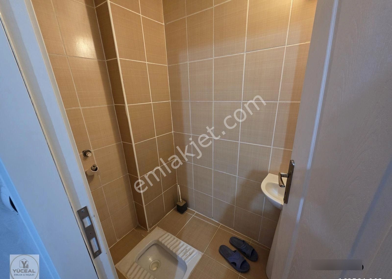 Hüsnükarakaş Geniş 2+1 Site İçerisinde Lise Orta Ve İlk Okul Yan - Görsel 10