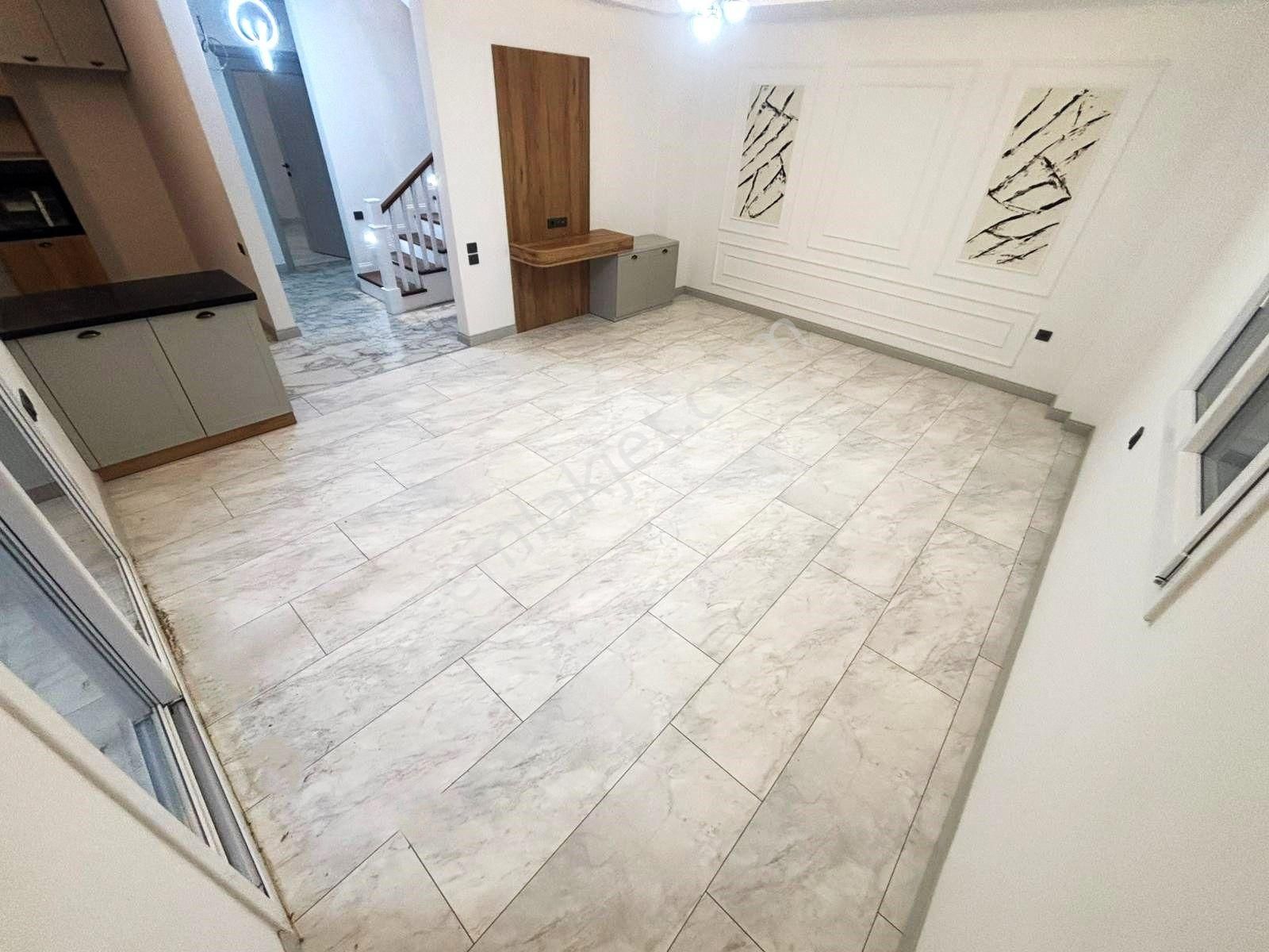 Güre'de Aygülden Sıfır Doğa İle İç İçe Bahçeli Giyinme Odalı Ebeveyn Banyolu 3+1satılık Ters Dubleks - Görsel 7