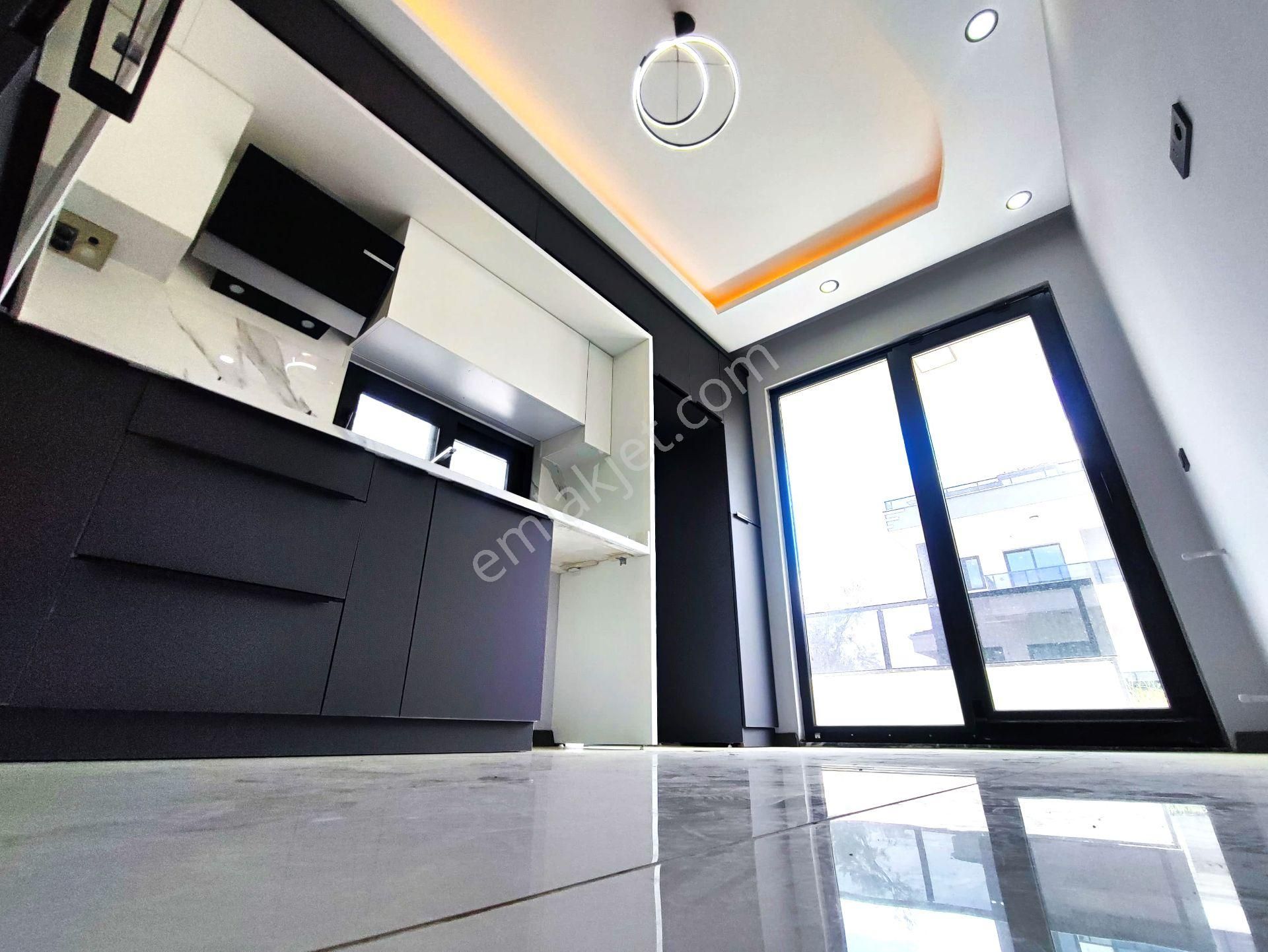 🔴aygül'den🔴edremit Zeytinli'de Sıfır Giyinme Odalı Körfez Manzaralı Teraslı Lüks 6+1 Satılık Villa - Görsel 4