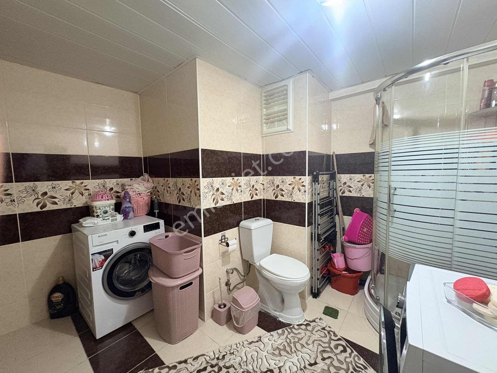 Beylikdüzü'nde Ana Cadde Üzerinde Satılık 2+1 Daire - Görsel 3