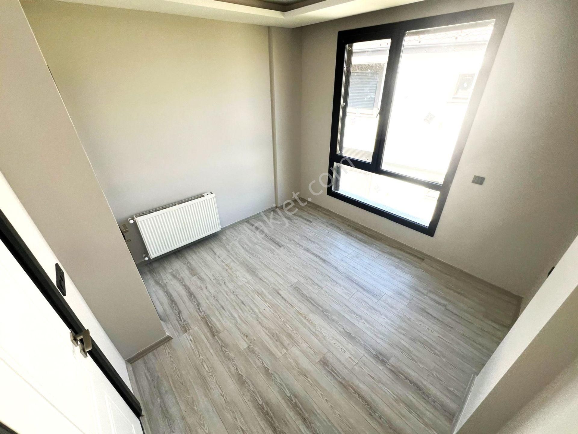 Burhaniye Pelitköy'de Aygülden Sıfır Denize100mt Nezih Siteiçi Bağımsız Ultra Lüks 3+1 Satılık Villa - Görsel 18