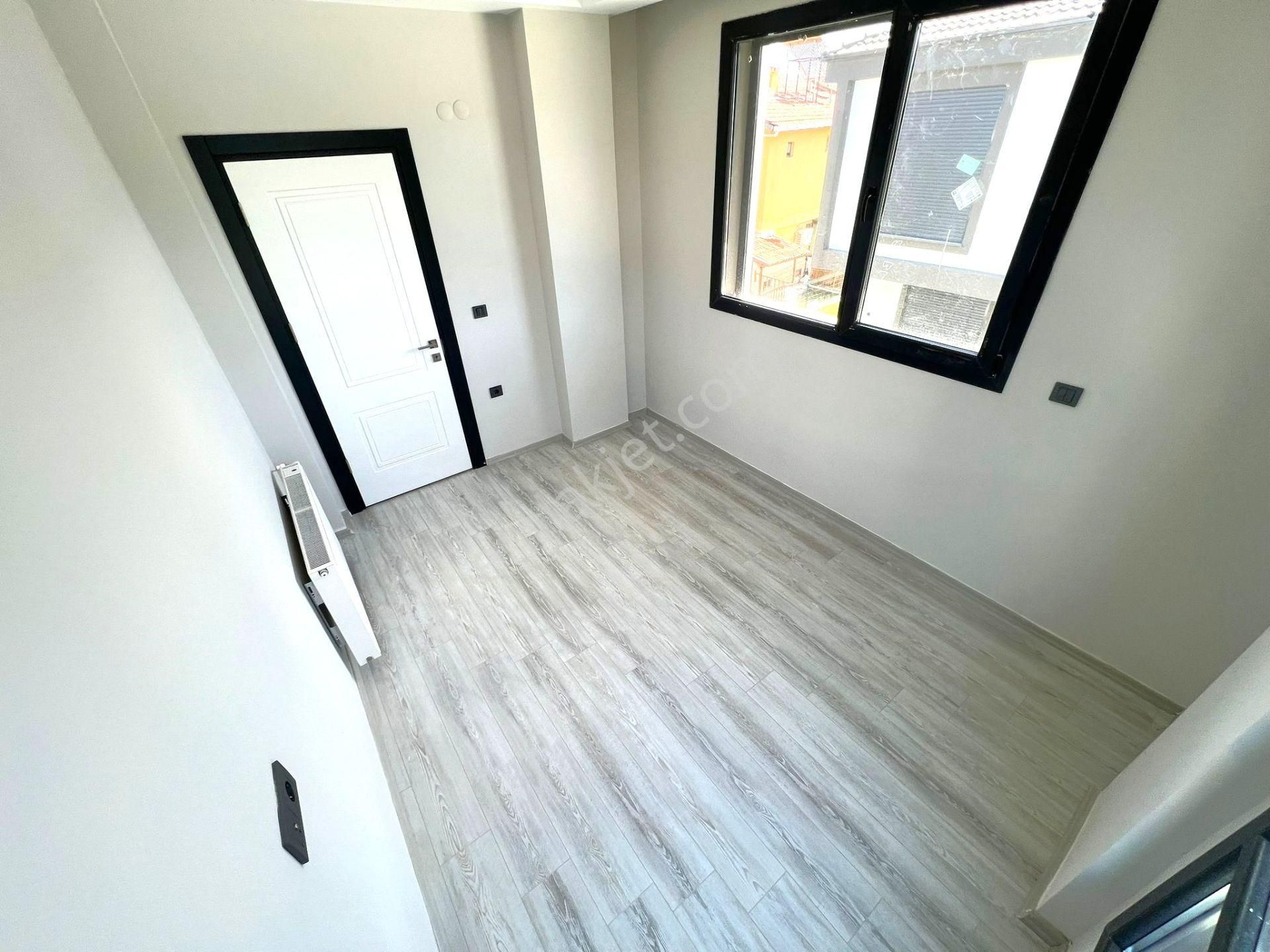 Burhaniye Pelitköy'de Aygülden Sıfır Denize100mt Nezih Siteiçi Bağımsız Ultra Lüks 3+1 Satılık Villa - Görsel 27