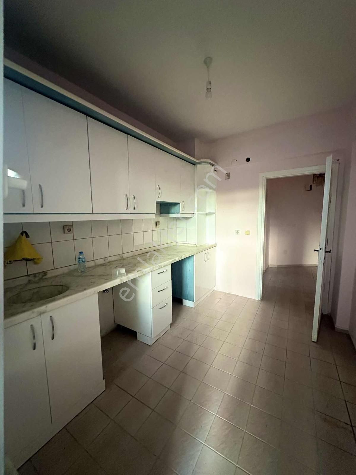 Alanya Merkezde 2+1 Kiralık Ayrı Mutfak - Görsel 4