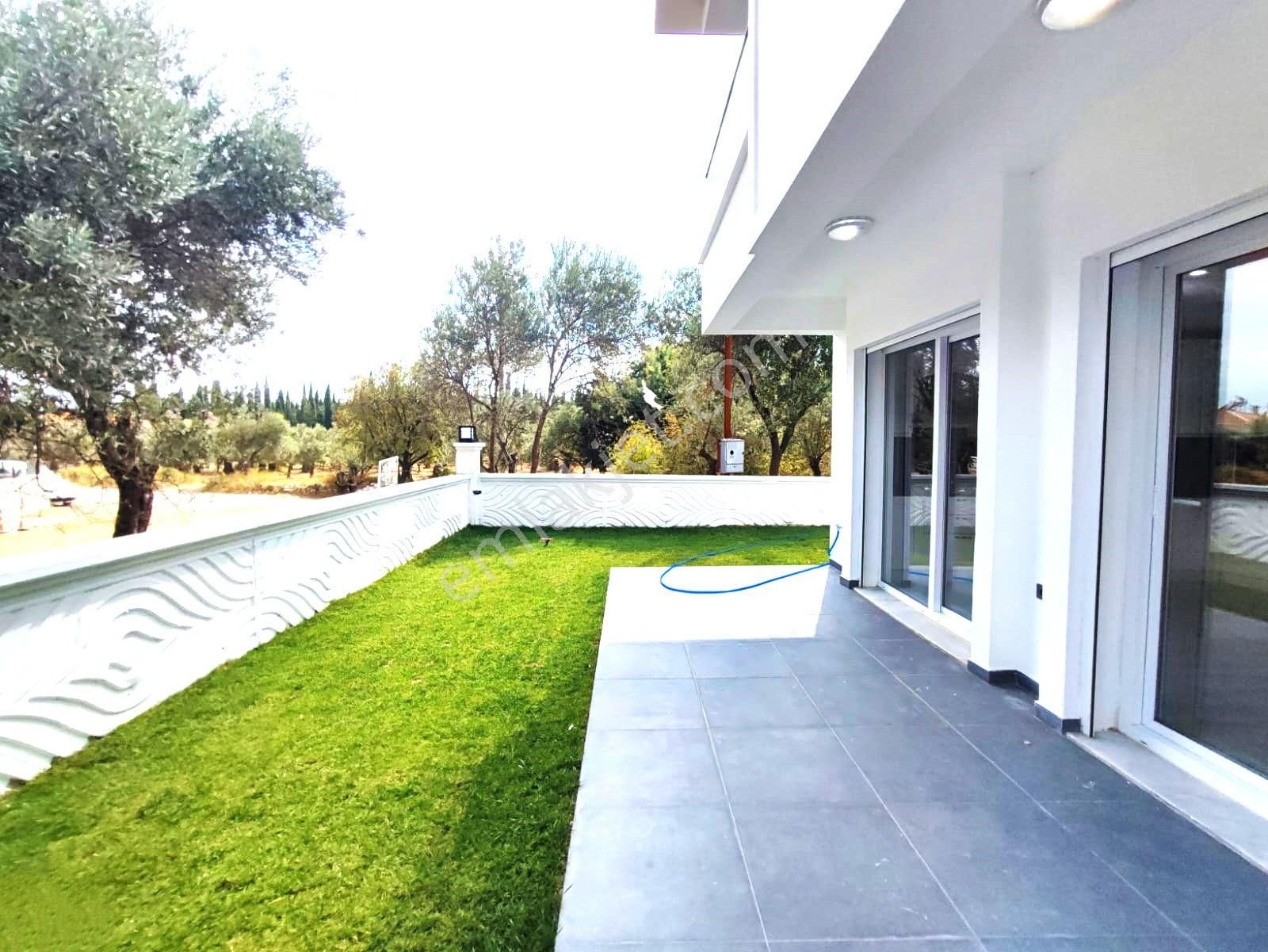 Güre'de Aygülden Sıfır Doğa İle İçiçe Ebeveyn Banyolu Çift Geniş Teraslı Ultra Lüks 5+1satılık Villa - Görsel 28