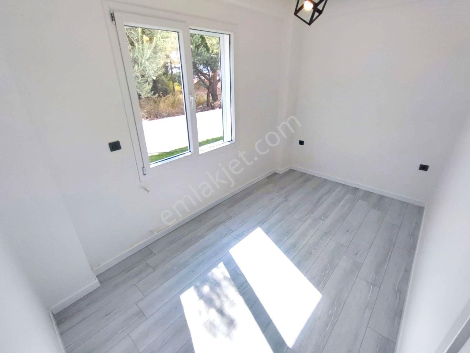 Güre'de Aygülden Sıfır Doğa İle İçiçe Ebeveyn Banyolu Çift Geniş Teraslı Ultra Lüks 5+1satılık Villa - Görsel 27