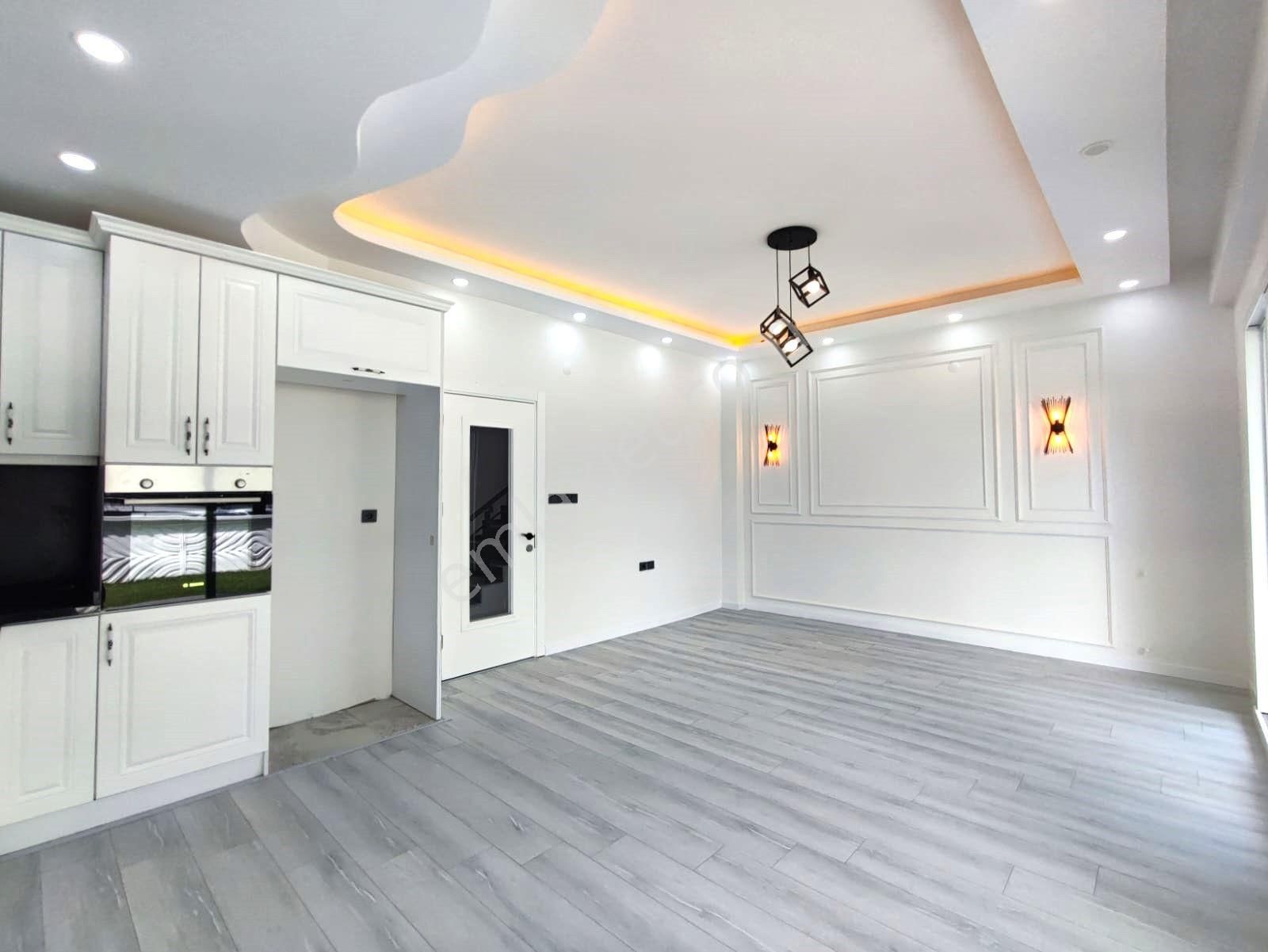 Güre'de Aygülden Sıfır Doğa İle İçiçe Ebeveyn Banyolu Çift Geniş Teraslı Ultra Lüks 5+1satılık Villa - Görsel 5