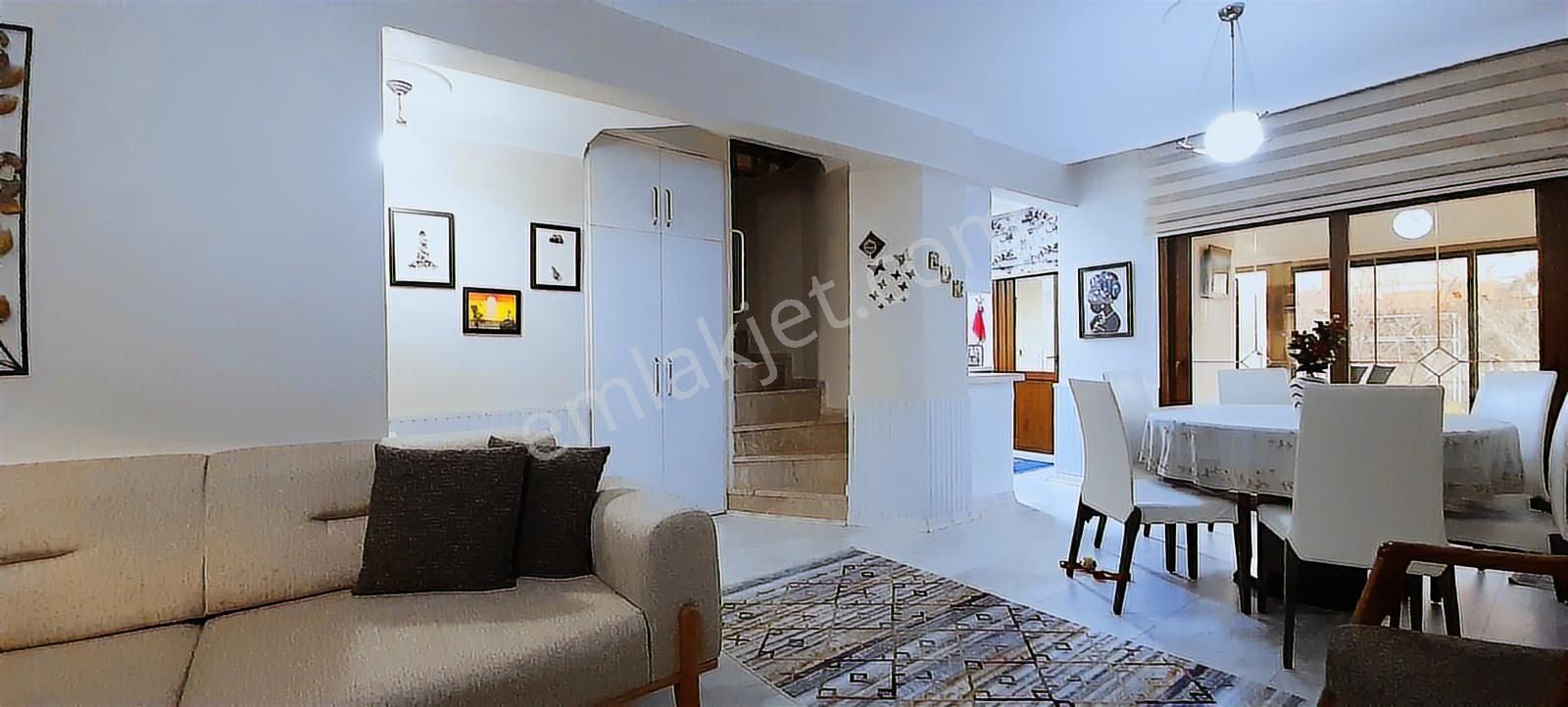 Rw Nefes'ten; Orjan Sitesinde, Köşe Konumda, Full Bakımlı Villa - Görsel 9