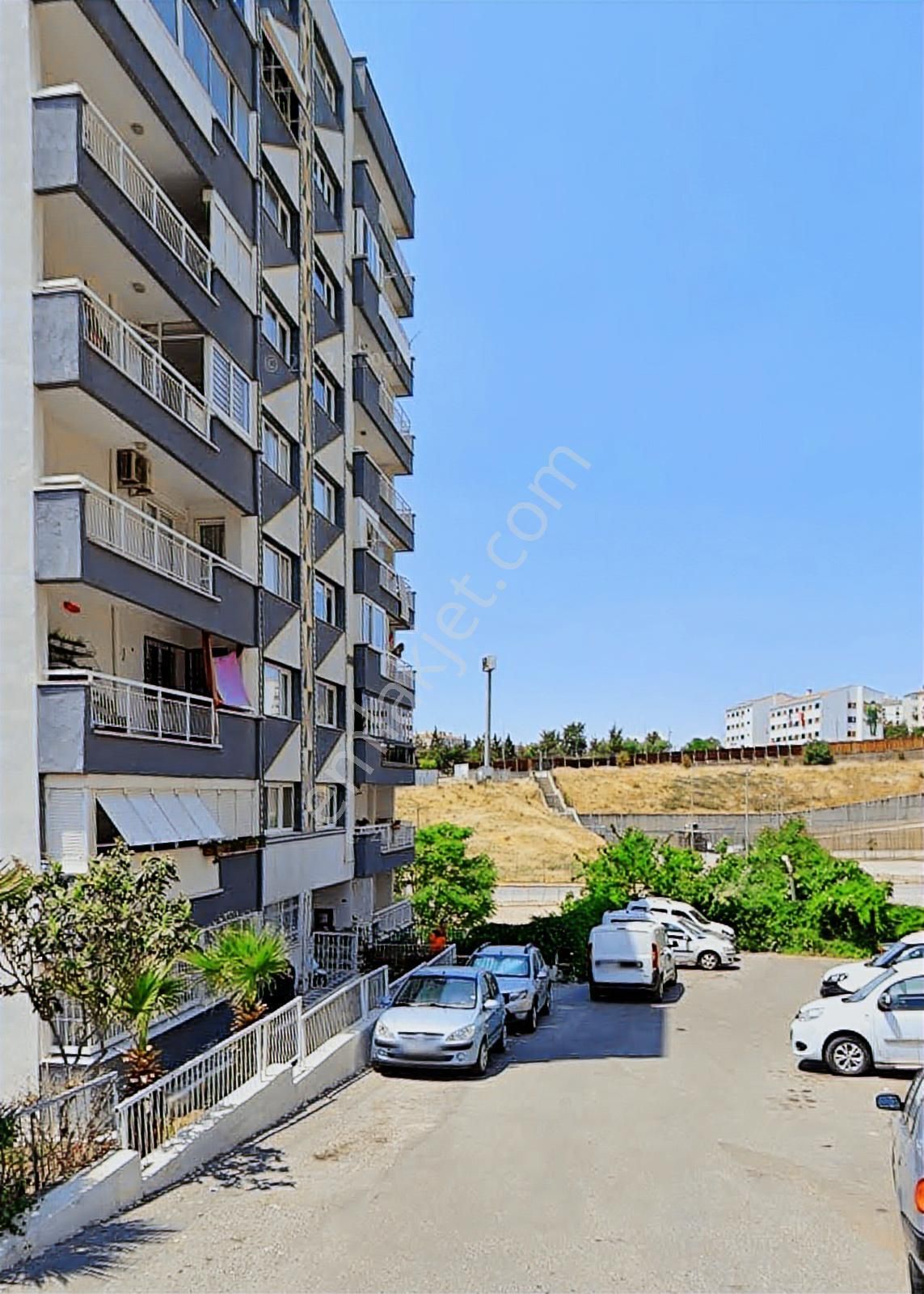 Buca Cumhuriyet Mah De Önü Açık Ferah 3+1 D.gazlı Kiralık Daire - Görsel 8
