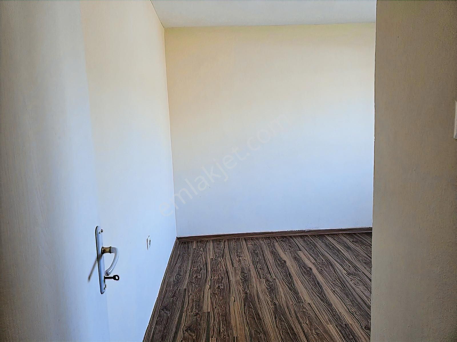 Buca Cumhuriyet Mah De Önü Açık Ferah 3+1 D.gazlı Kiralık Daire - Görsel 16