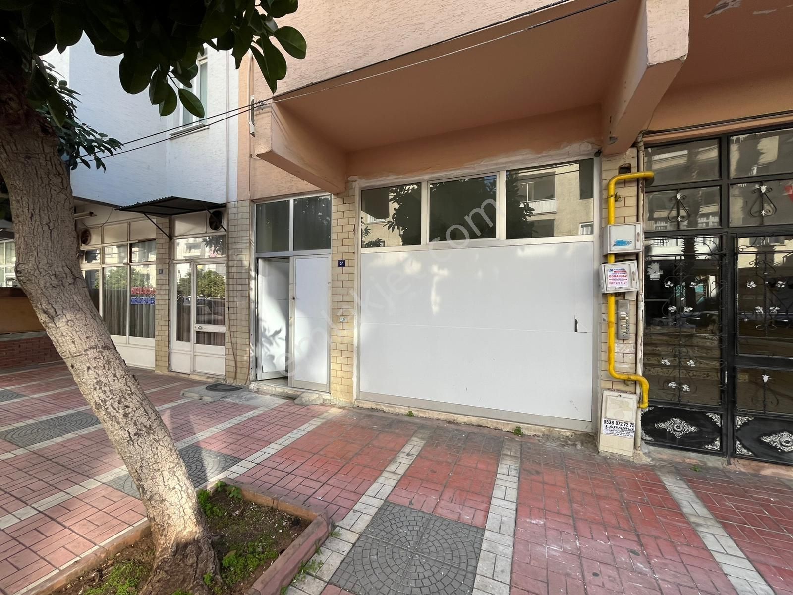 Pirireis Mahallesi 50m2 Satılık Dükkan