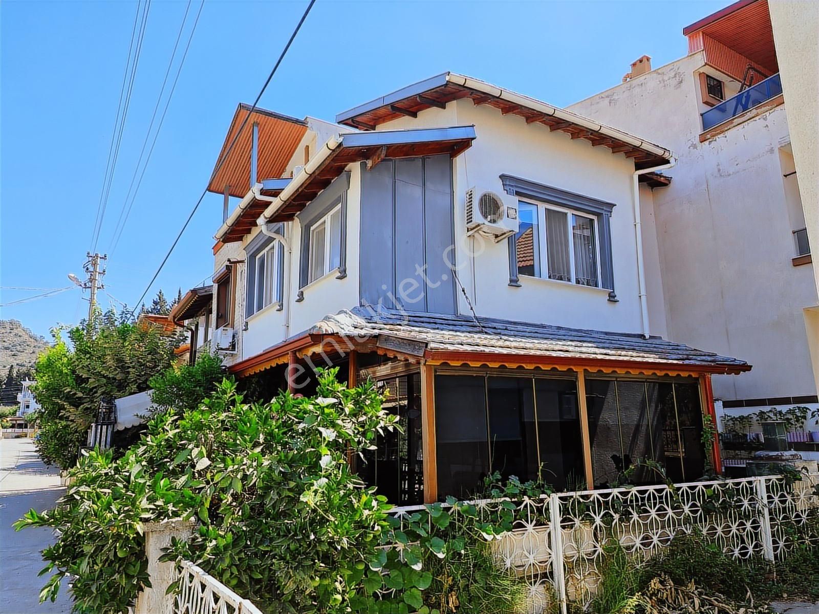 Denize 100 Metre Mesafede Yazlık