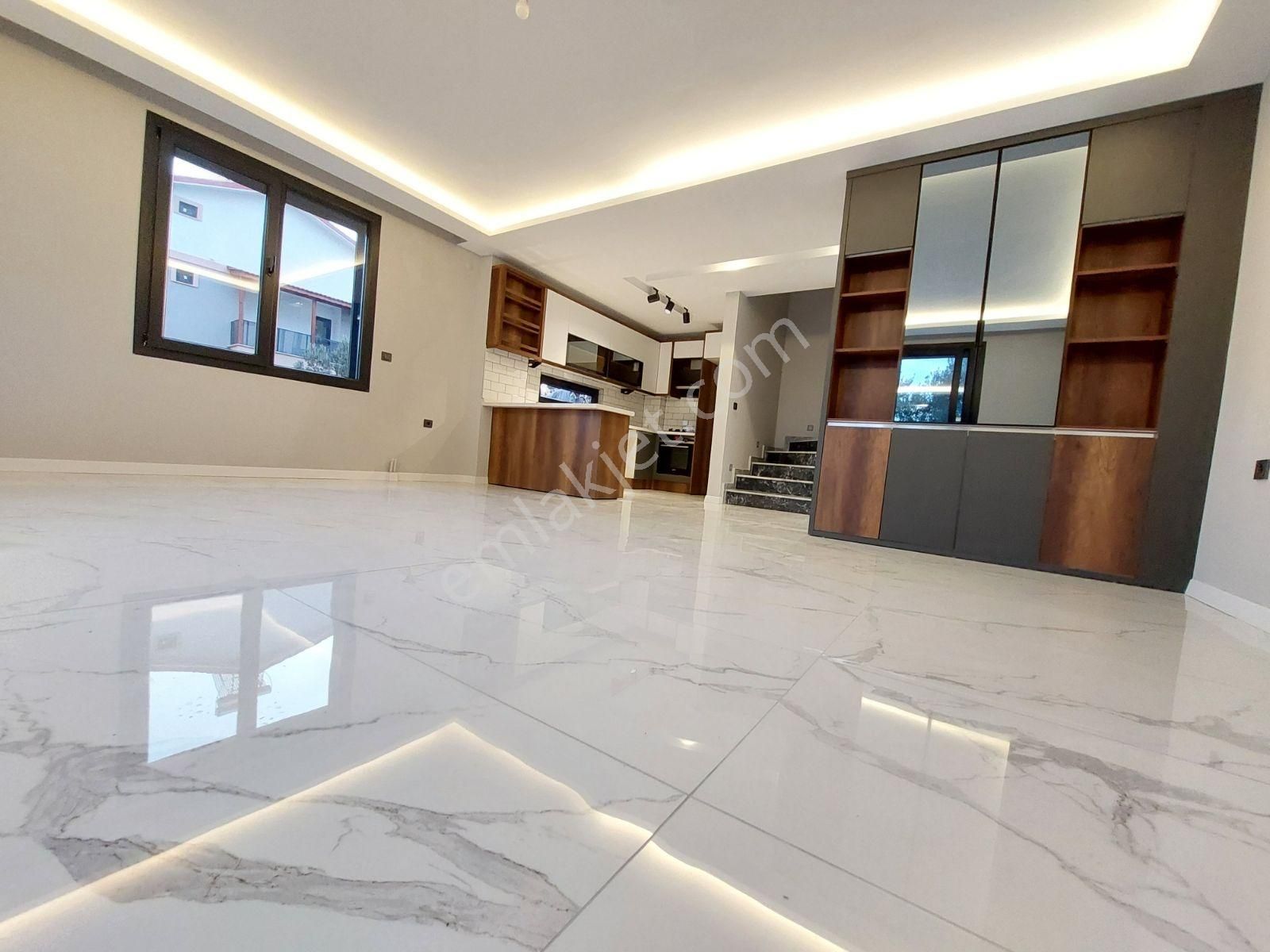 Güre'nin Enfes Doğasında,deniz Manzaralı 4+1 Eşsiz Lüks Villa - Görsel 19
