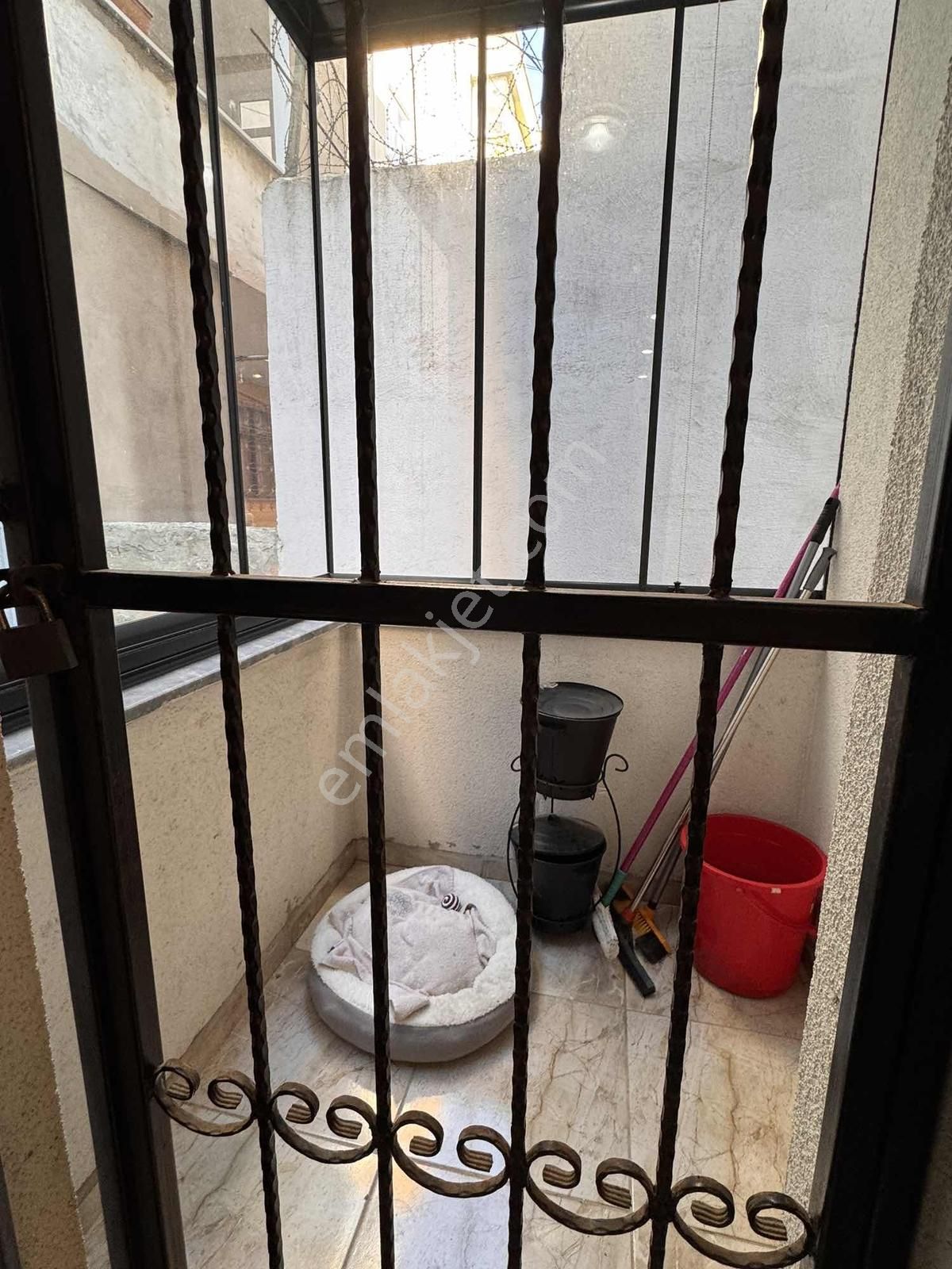 Çekmeköy Mehmet Akif Mh Yeni Ve İskanlı 2+1 Satılık Arakat Daire - Görsel 8