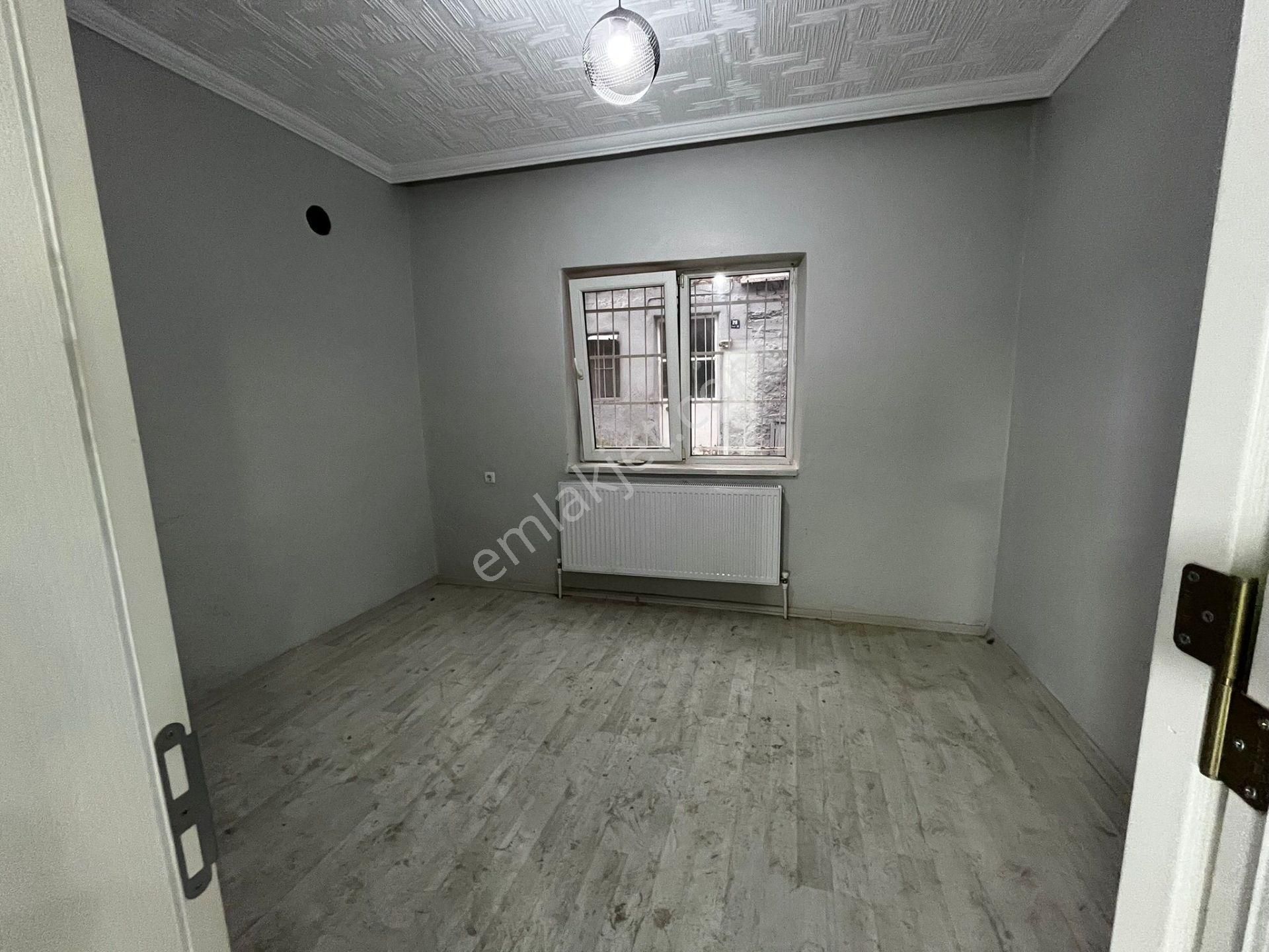 Satılık Tadilatlı 2 Katlı Müstakil Ev - Görsel 4