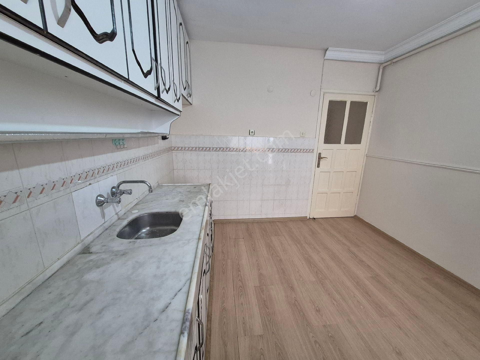 Gaziemir Sarnıç 2+1 Doğalgazlı Ara Kat Ferah Daire - Görsel 9