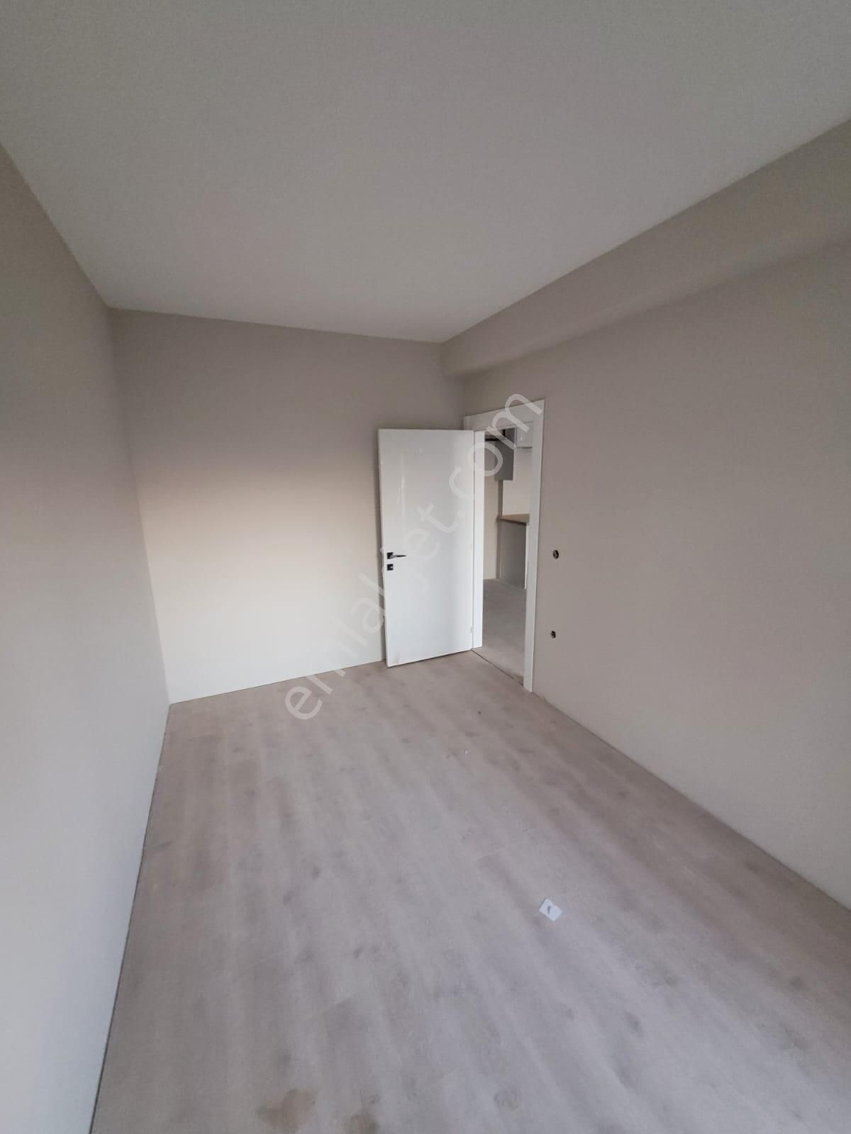 Ofsam'dan Çakırlar'da Satılık 1+1 Daire (deniz Tarafı) - Görsel 5