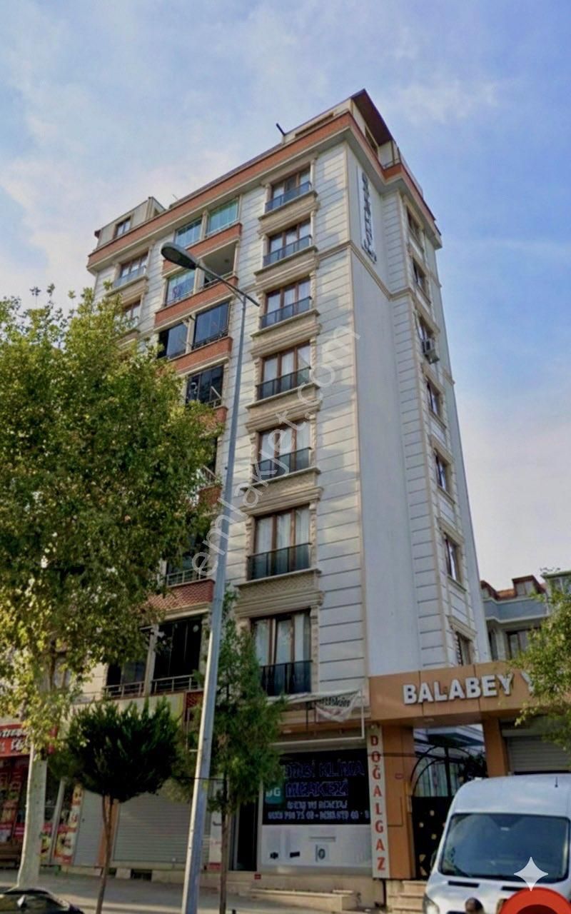 Bağcılar Demirkapıda Balabey Yapı Sitesinde Satılık 2+1 Daire