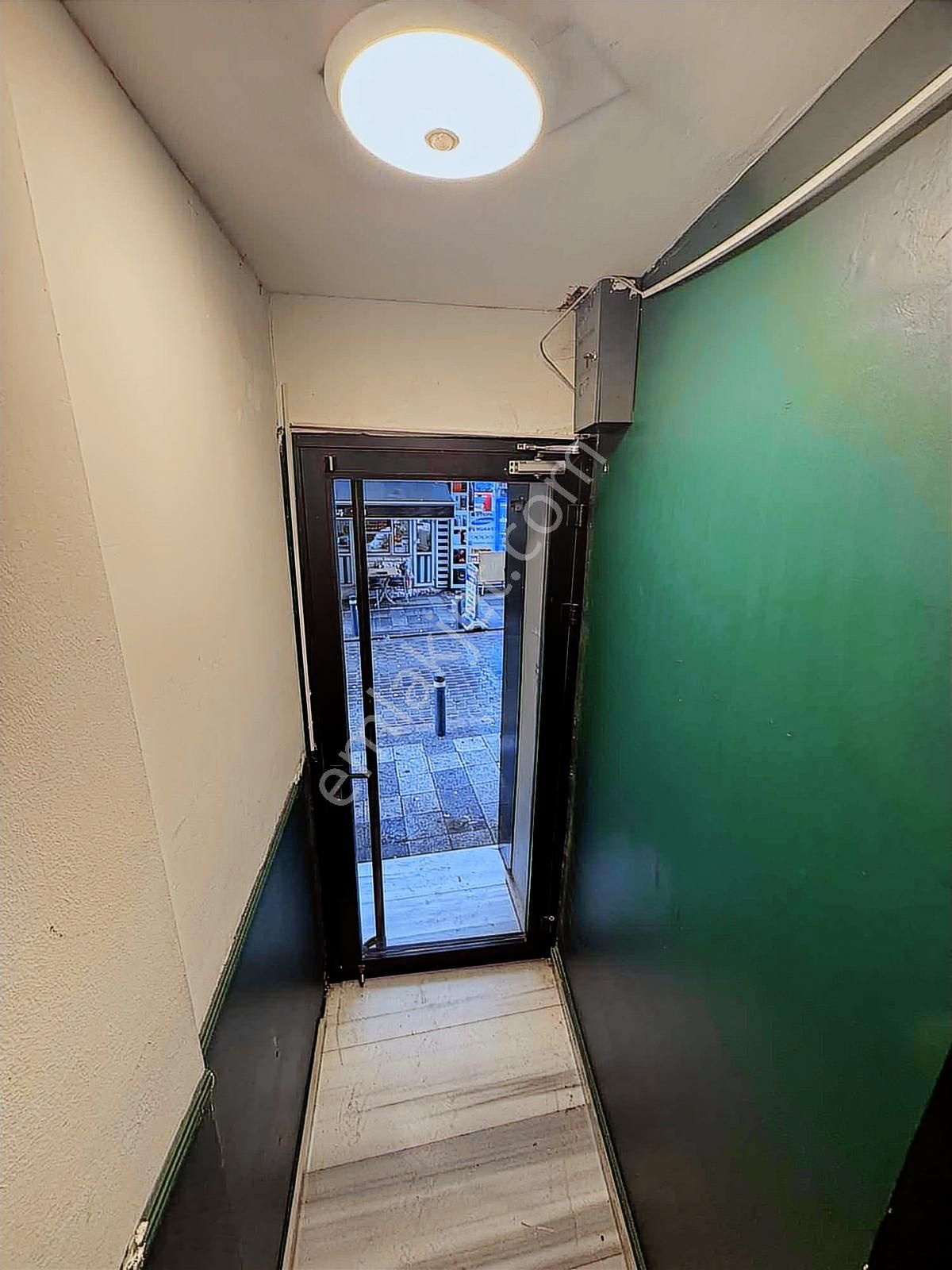 Kadıköy Rıhtım 8 Katlı İskanlı Deniz Manzaralı Bina - Görsel 28