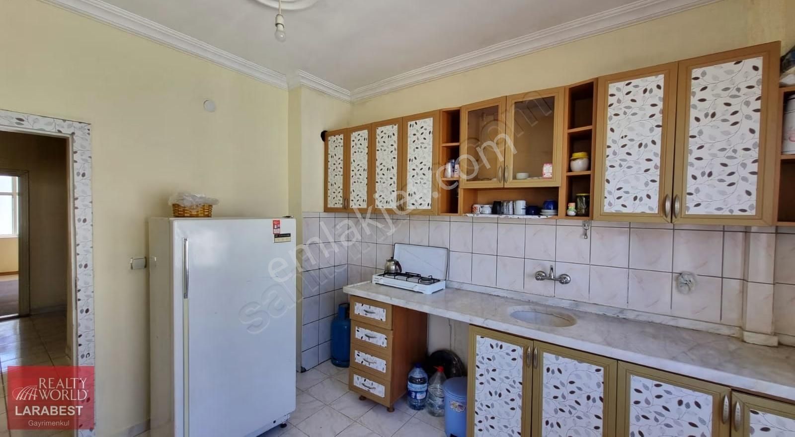 Dutlubahçe'de Ayrı Mutfaklı Kiralık 2+1 Daire - Görsel 22