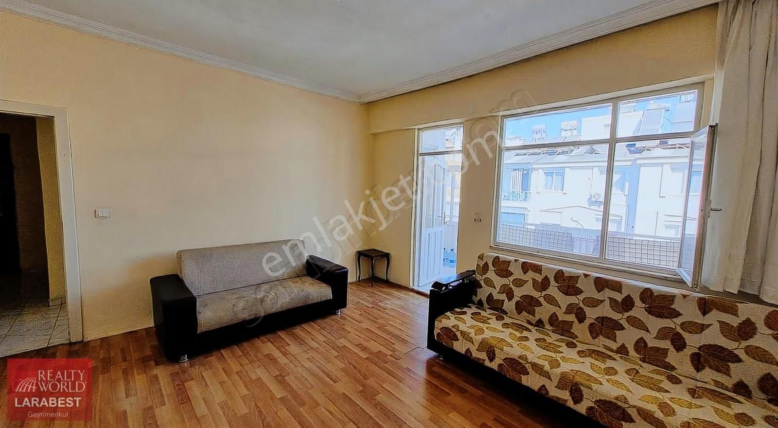 Dutlubahçe'de Ayrı Mutfaklı Kiralık 2+1 Daire - Görsel 21