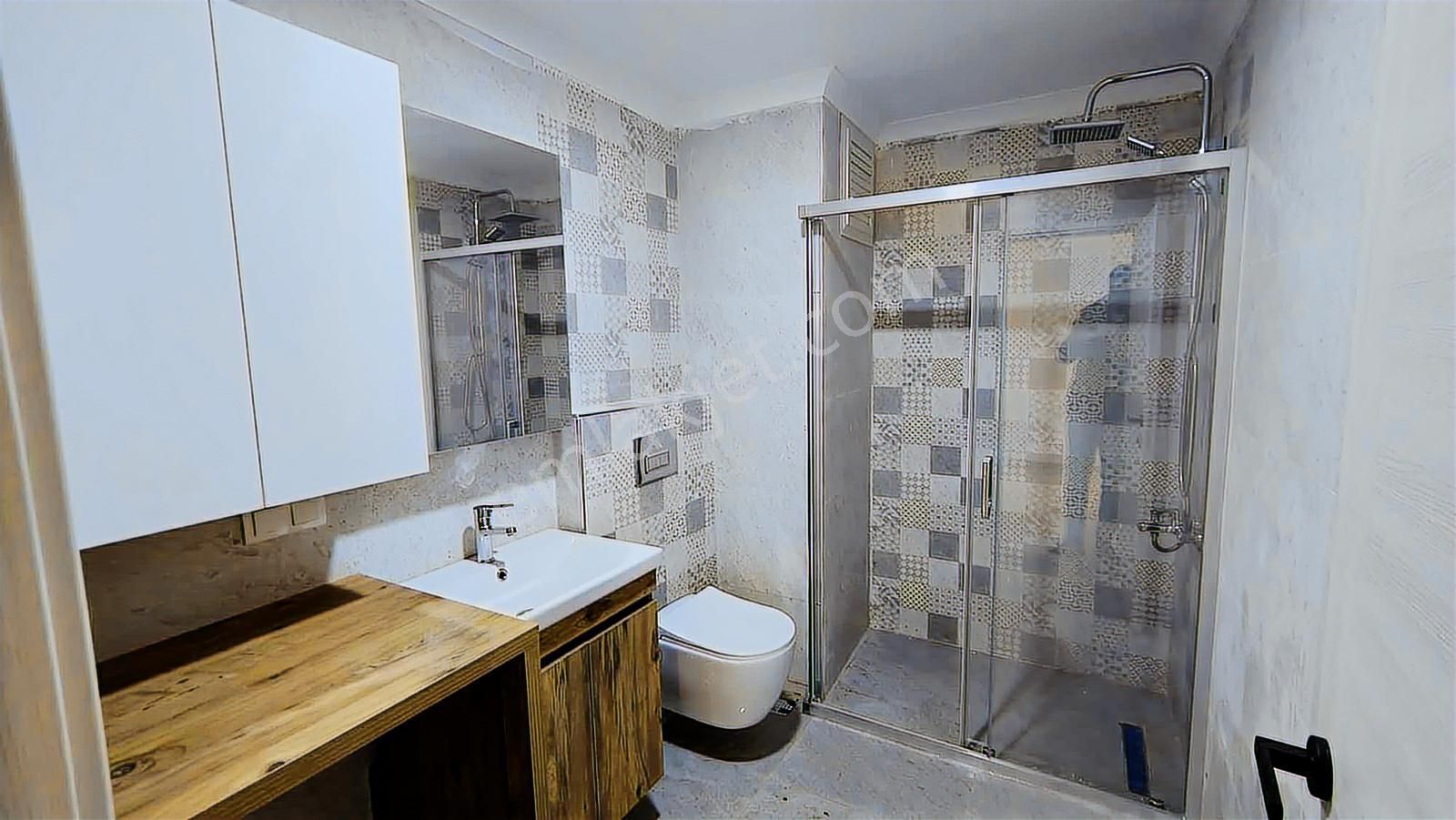 Rw Nefesten Cumhuriyette Geniş Arakat 2+1 Kiralık Daire - Görsel 8