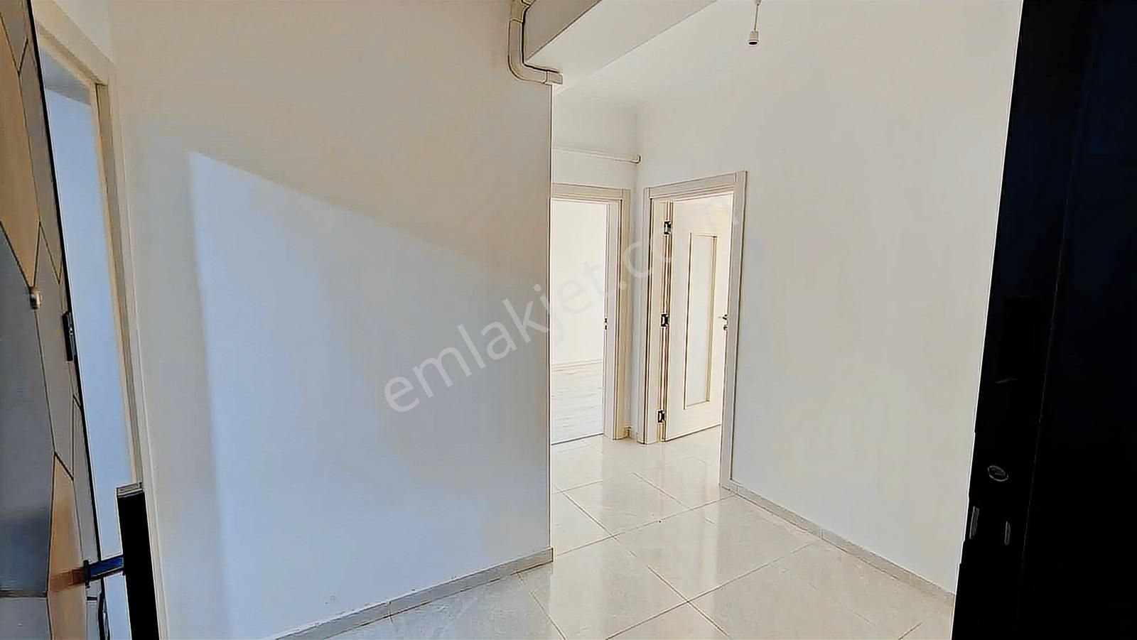 Rw Nefesten Cumhuriyette Geniş Arakat 2+1 Kiralık Daire - Görsel 19