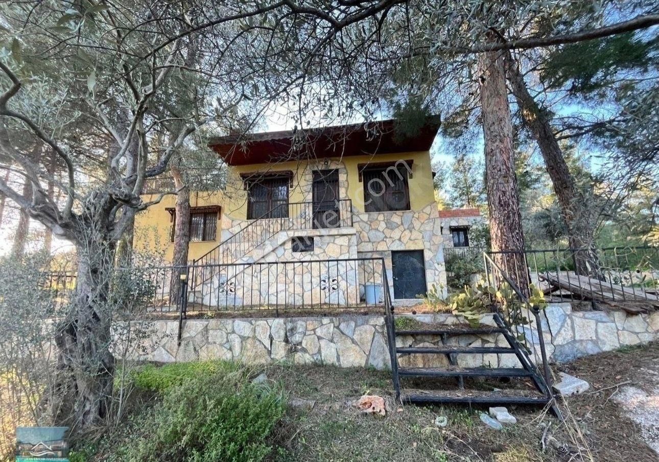 Muğla/milas/karpuzlu Yolu Üstünde 8 Dönüm Arazi Ve Çiftlik Evi