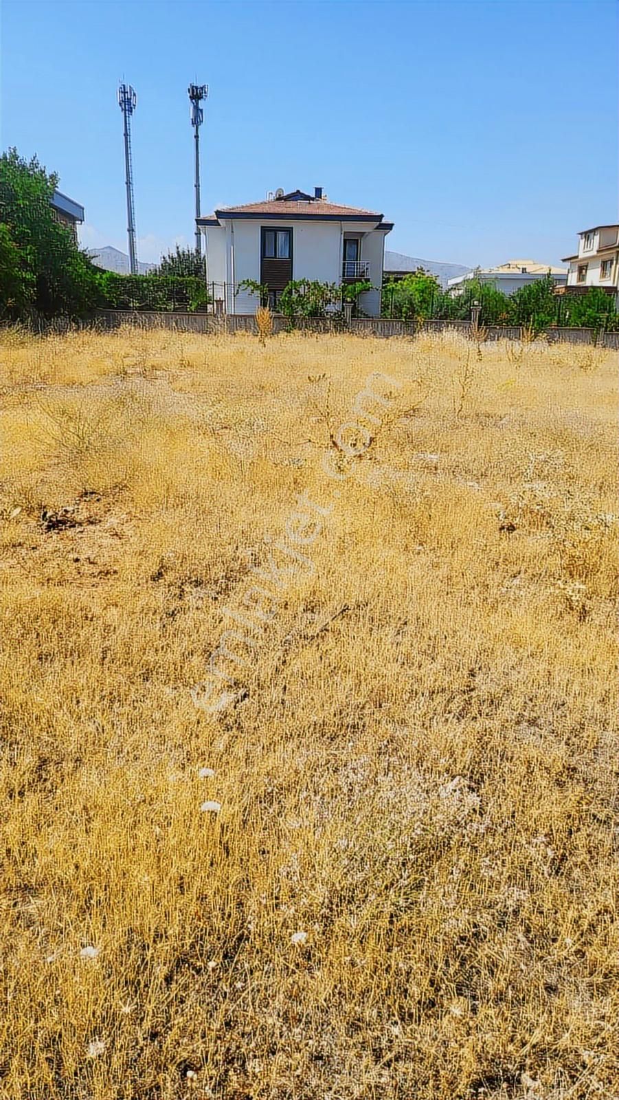 Yakıncada En İyi Konunda Satılık Harika Arsa - Görsel 19