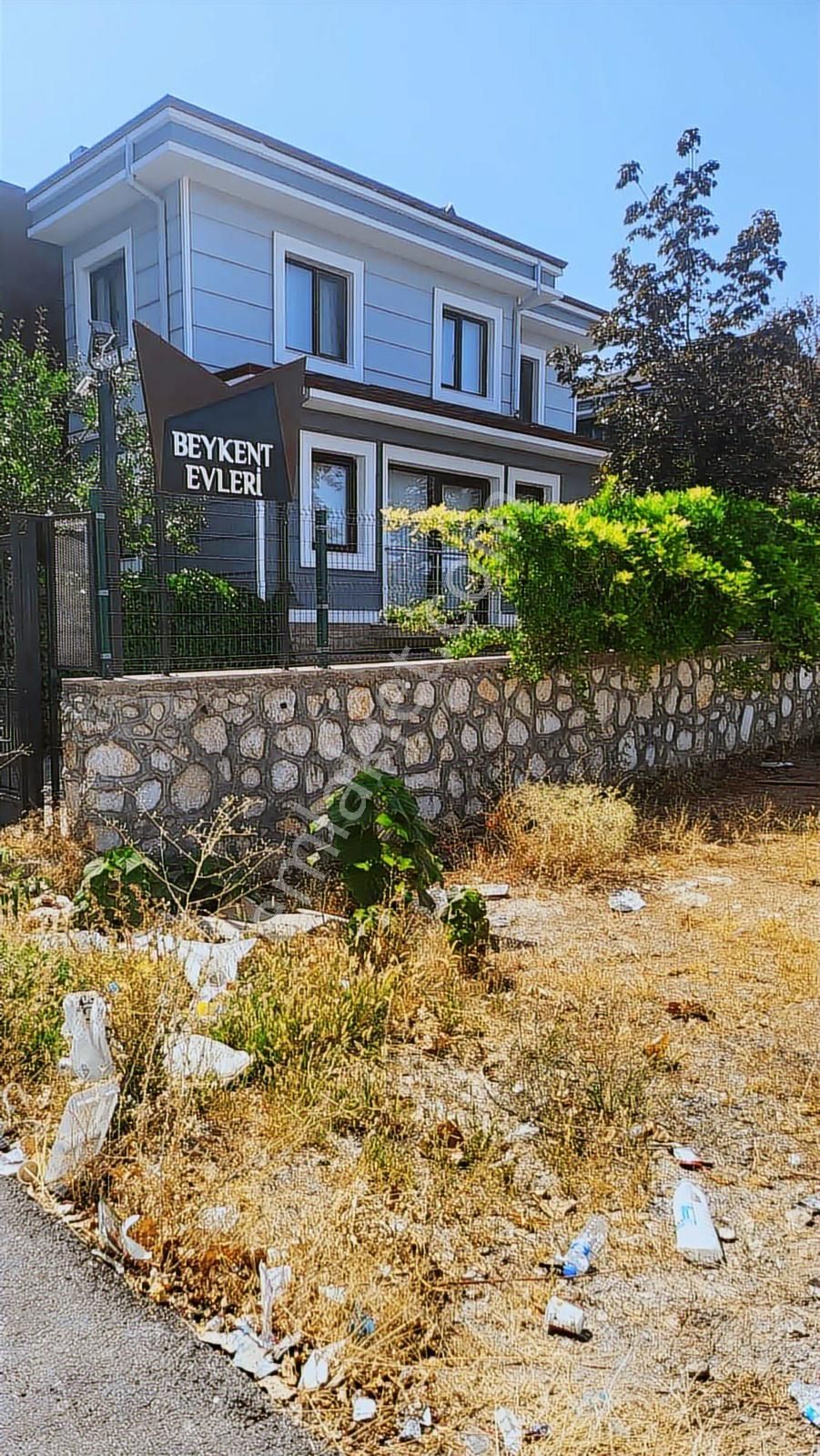 Yakıncada En İyi Konunda Satılık Harika Arsa - Görsel 24