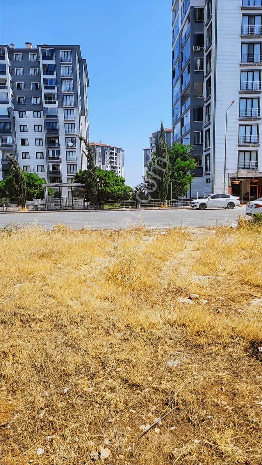 Yakıncada En İyi Konunda Satılık Harika Arsa - Görsel 7