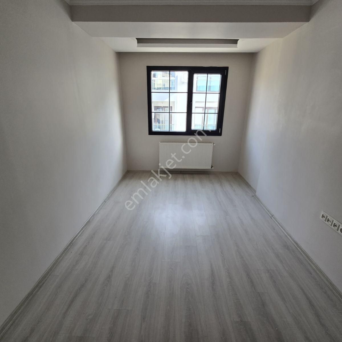 Vatan Mahallesinde Kiralık 2+1 Bakımlı Manzaralı Daire - Görsel 24