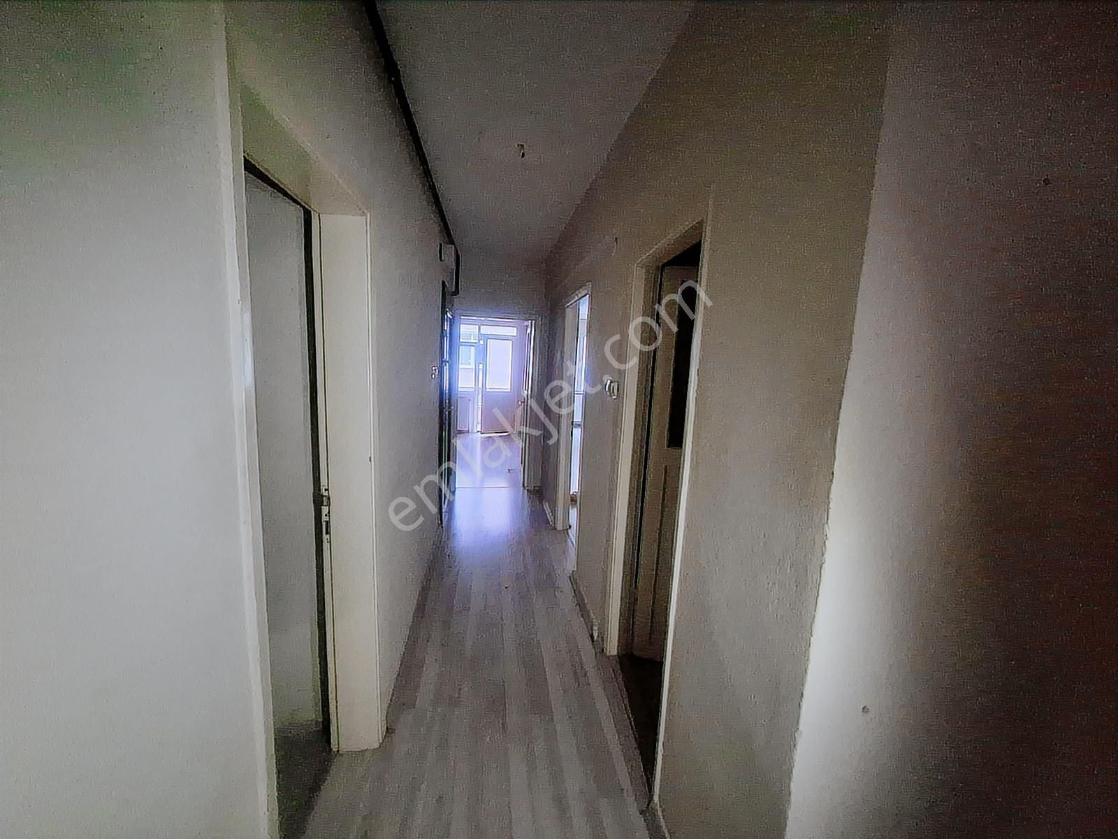 Mehmetoğlu Gayrimenkulden Kemalettin Mah.2+1 Kiralık Daire - Görsel 2