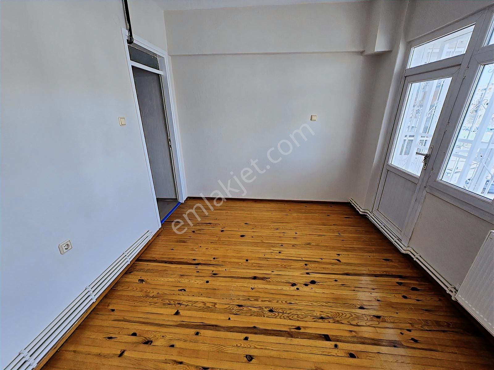 Bozyaka Ssk Yakını 3+1 Bakımlı Kiralık Daire - Görsel 9