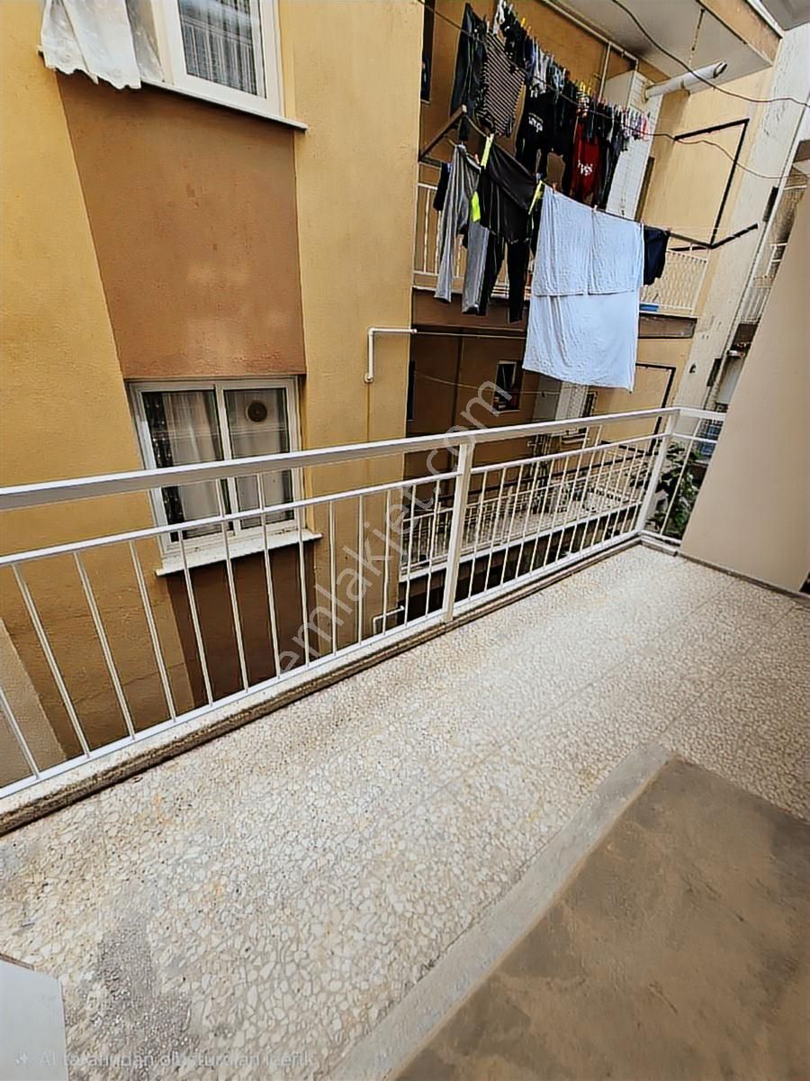 Bozyaka Ssk Yakını 3+1 Bakımlı Kiralık Daire - Görsel 17