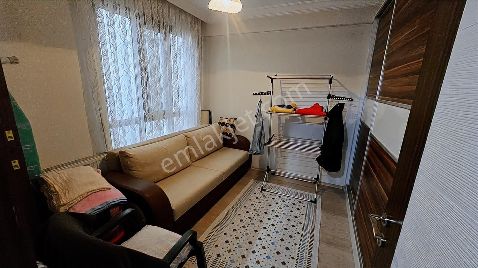 Saim Çıkrıkçı Caddesi Üzeri Genç Binada Geniş 3+1 Satılık Daire - Görsel 15