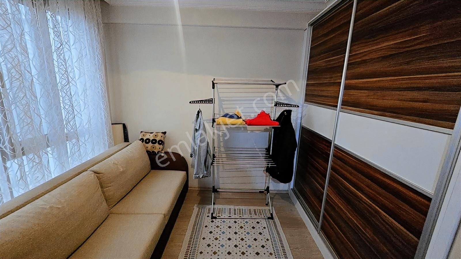 Saim Çıkrıkçı Caddesi Üzeri Genç Binada Geniş 3+1 Satılık Daire - Görsel 5