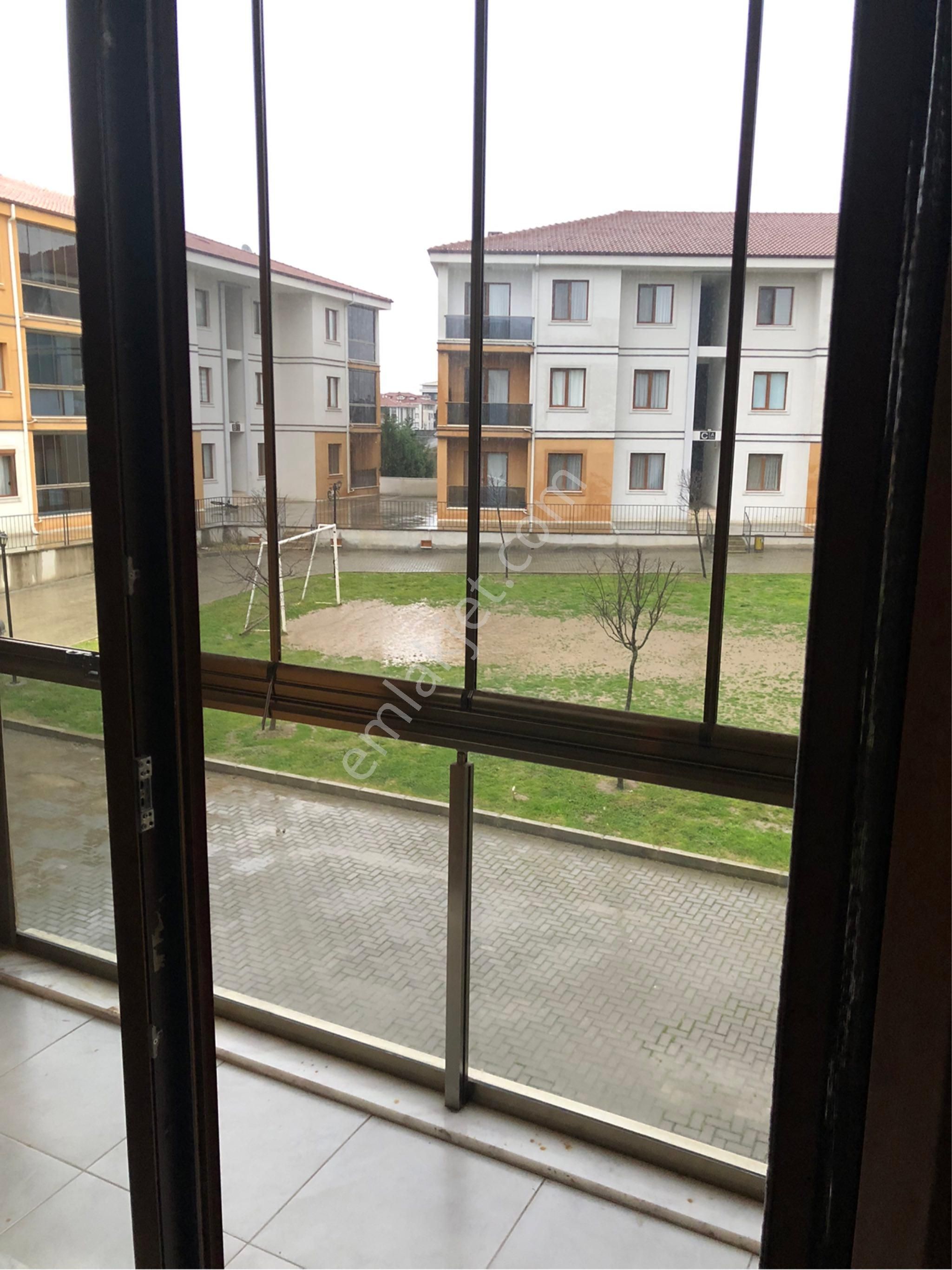 Üniversite Kampüsü Yakınında Site İçi Kiralık Nezih Daire - Görsel 6