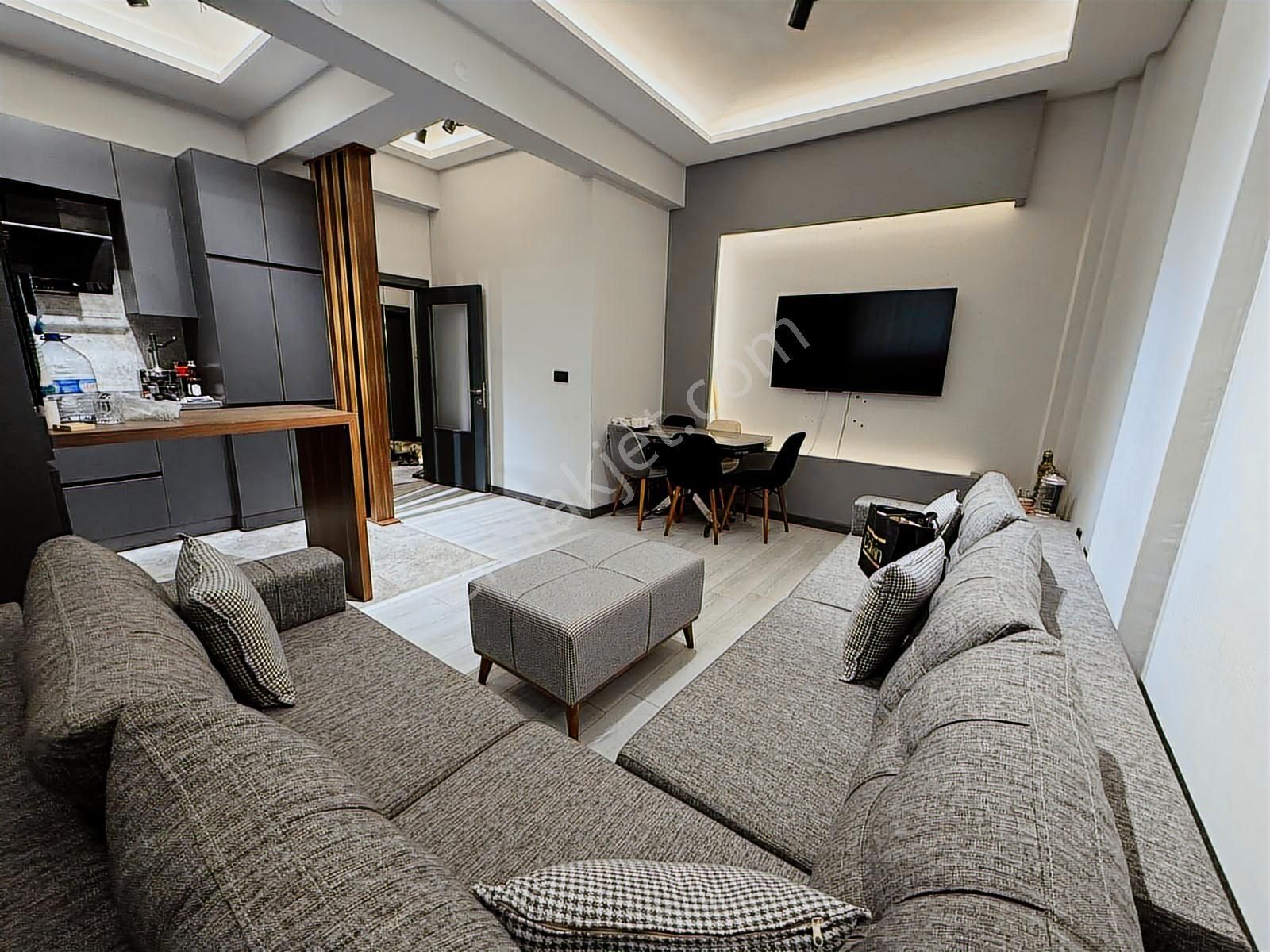 Keçiörende 2+1 Amarikan Mutfak 19 Mayıs Cadde Üzerinde Y Girş