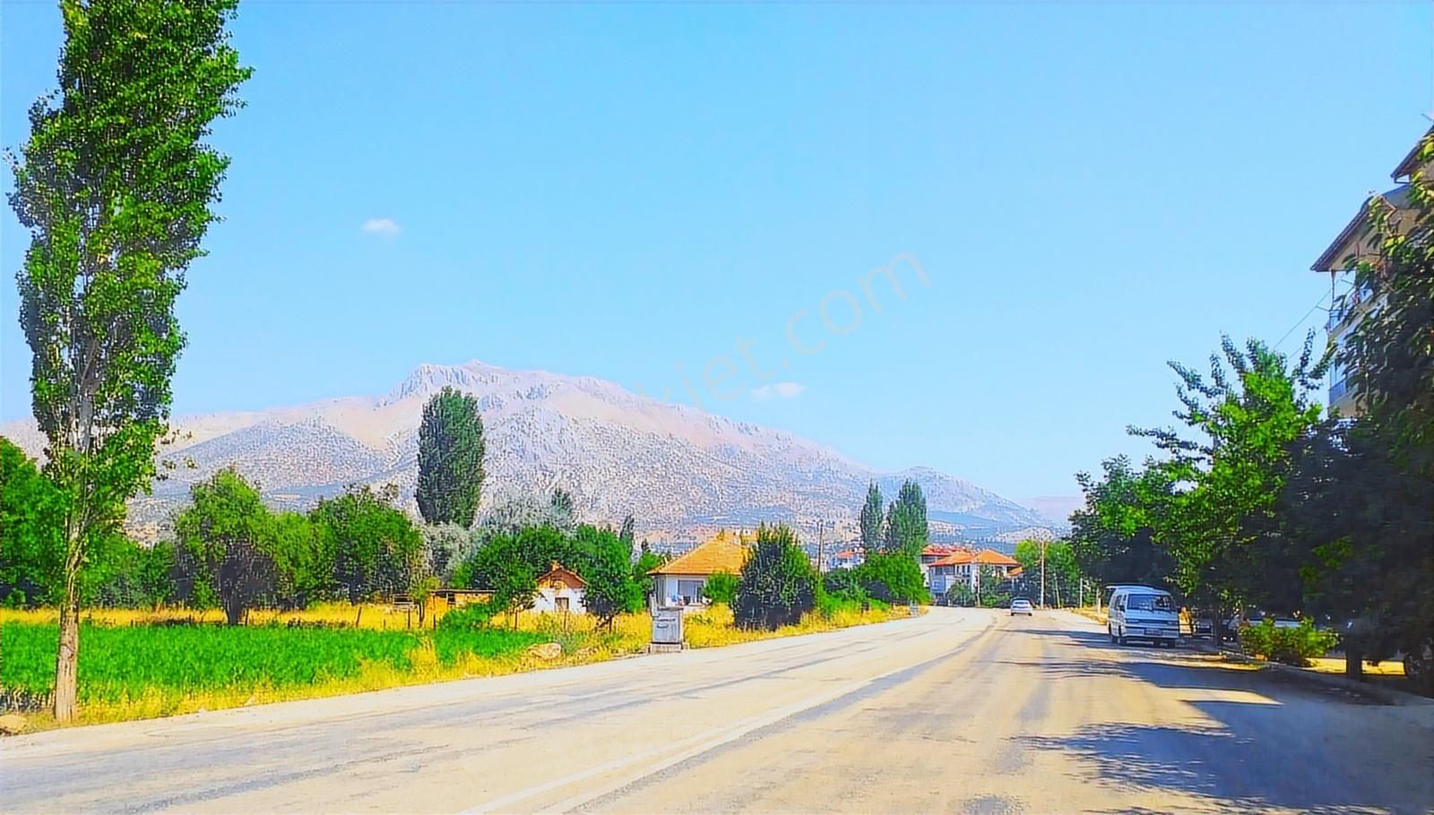Antalya Korkuteli Avdan Da Satılık 1.629 M2 Arazi...
