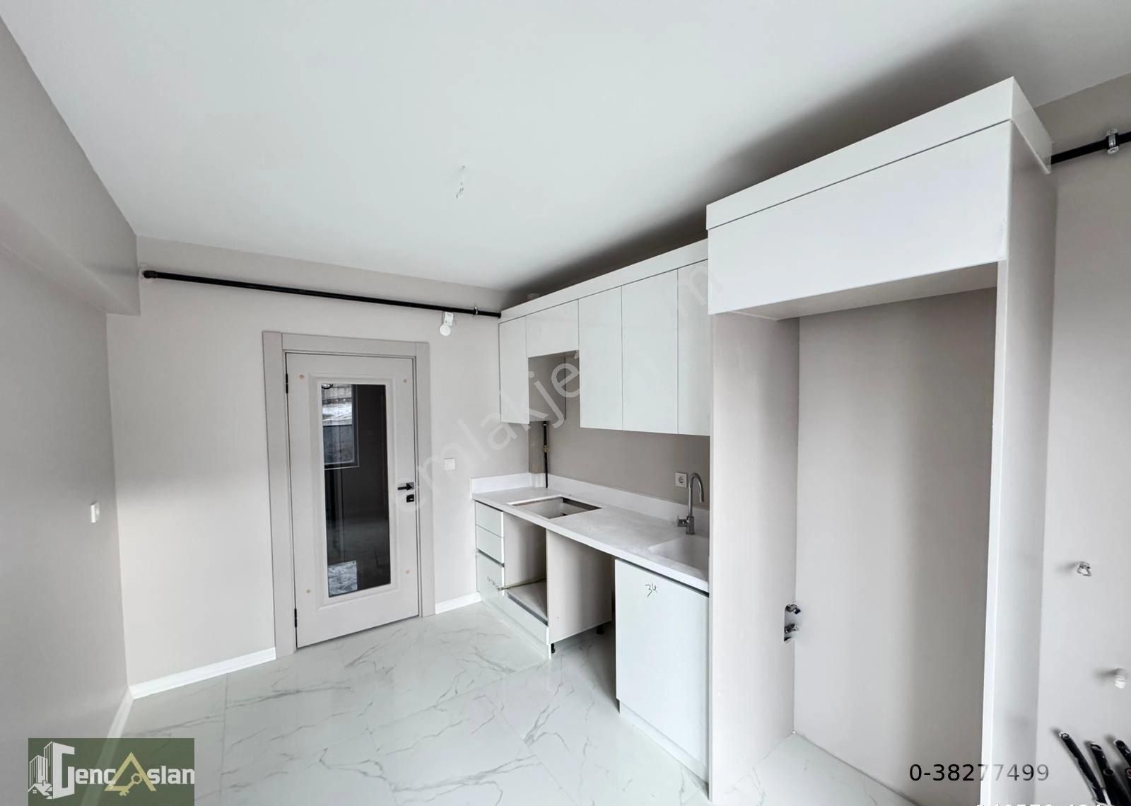 ▄gençaslan'dan▄g.zeki Doğan Mah.nato Cad. Yakını Sıfır Lüx 2+1 - Görsel 13