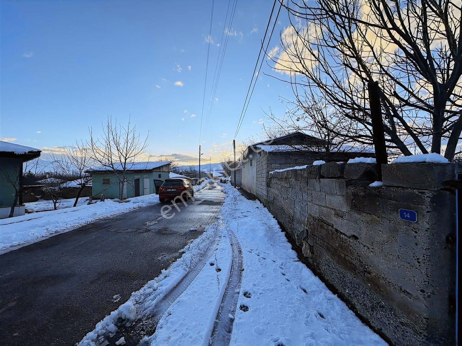 Remax Dem'den 4500 M2 Arsa İçerisinde Müstakil Ev - Görsel 9